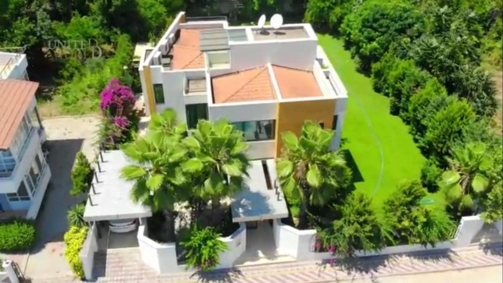 Villa - Photo 5