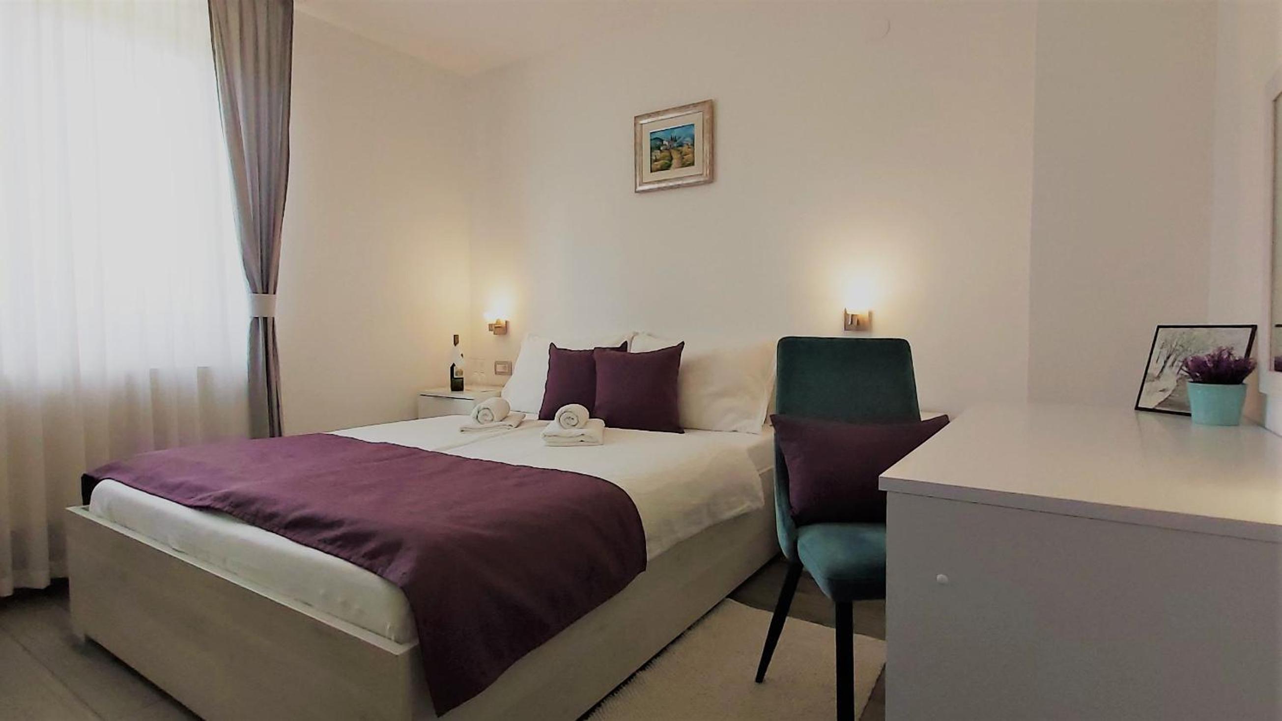 One-Bedroom Apartment with Terrace photo 1