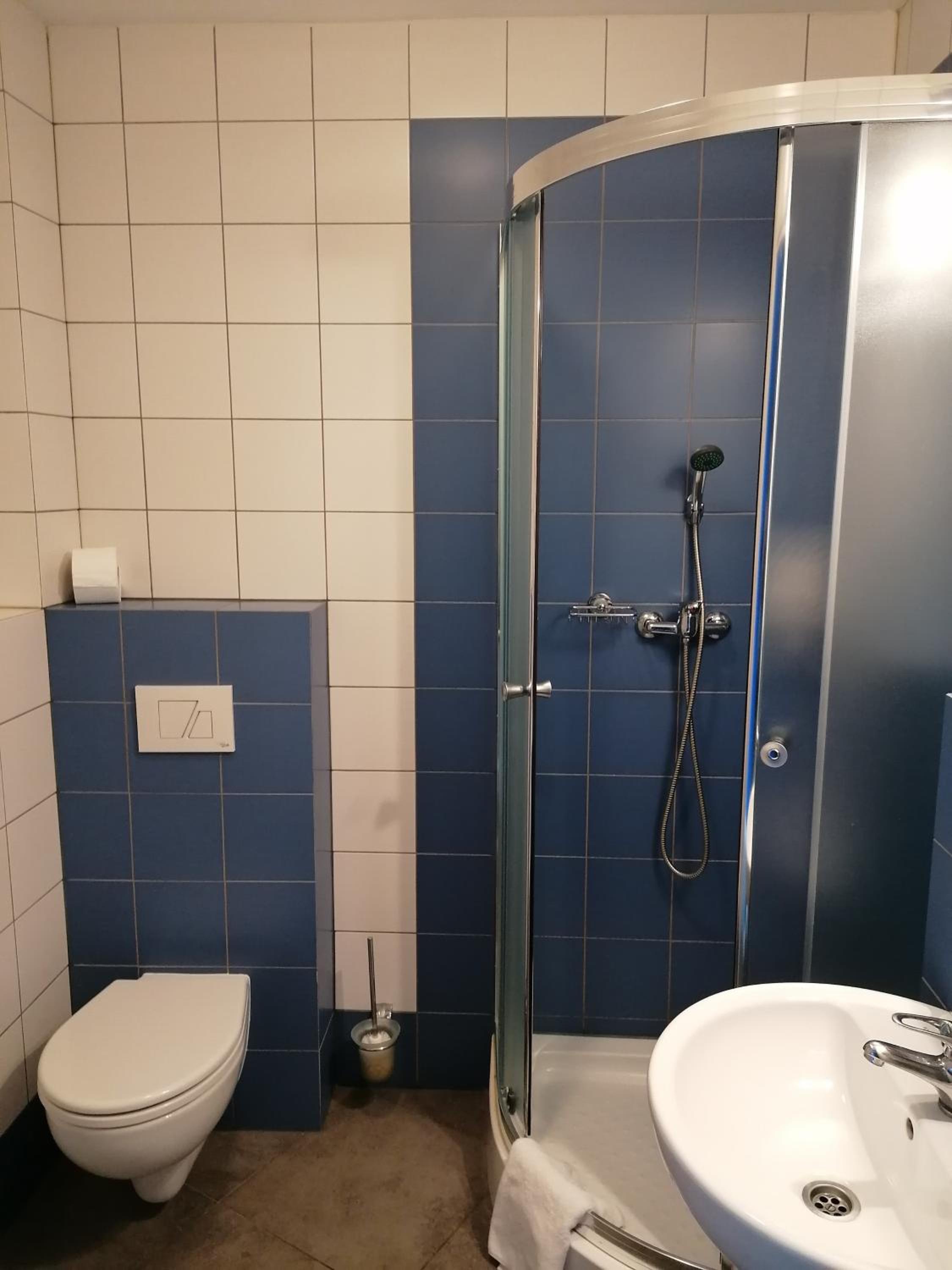 Double Room - Photo 20