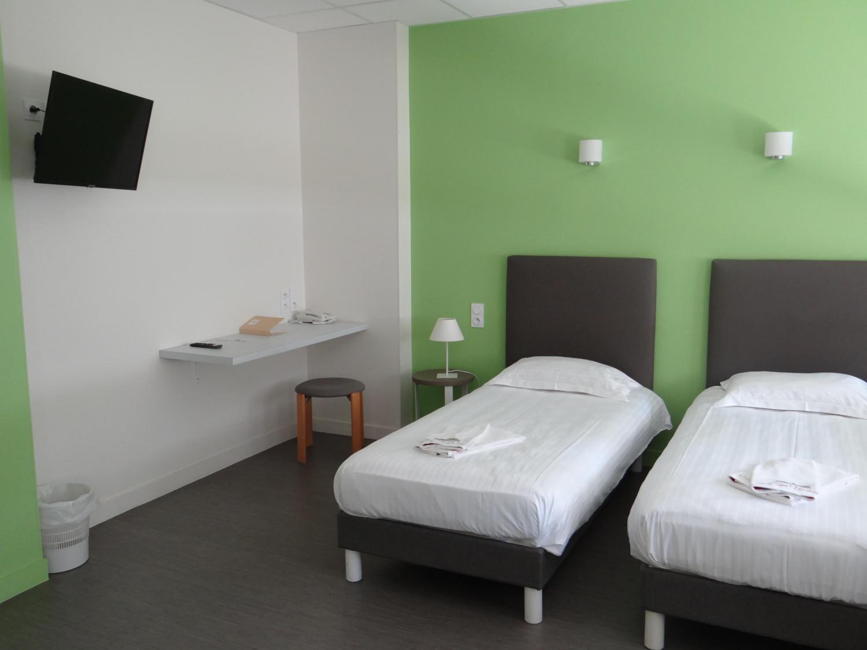 Premium Triple Room - Disability Access photo 2