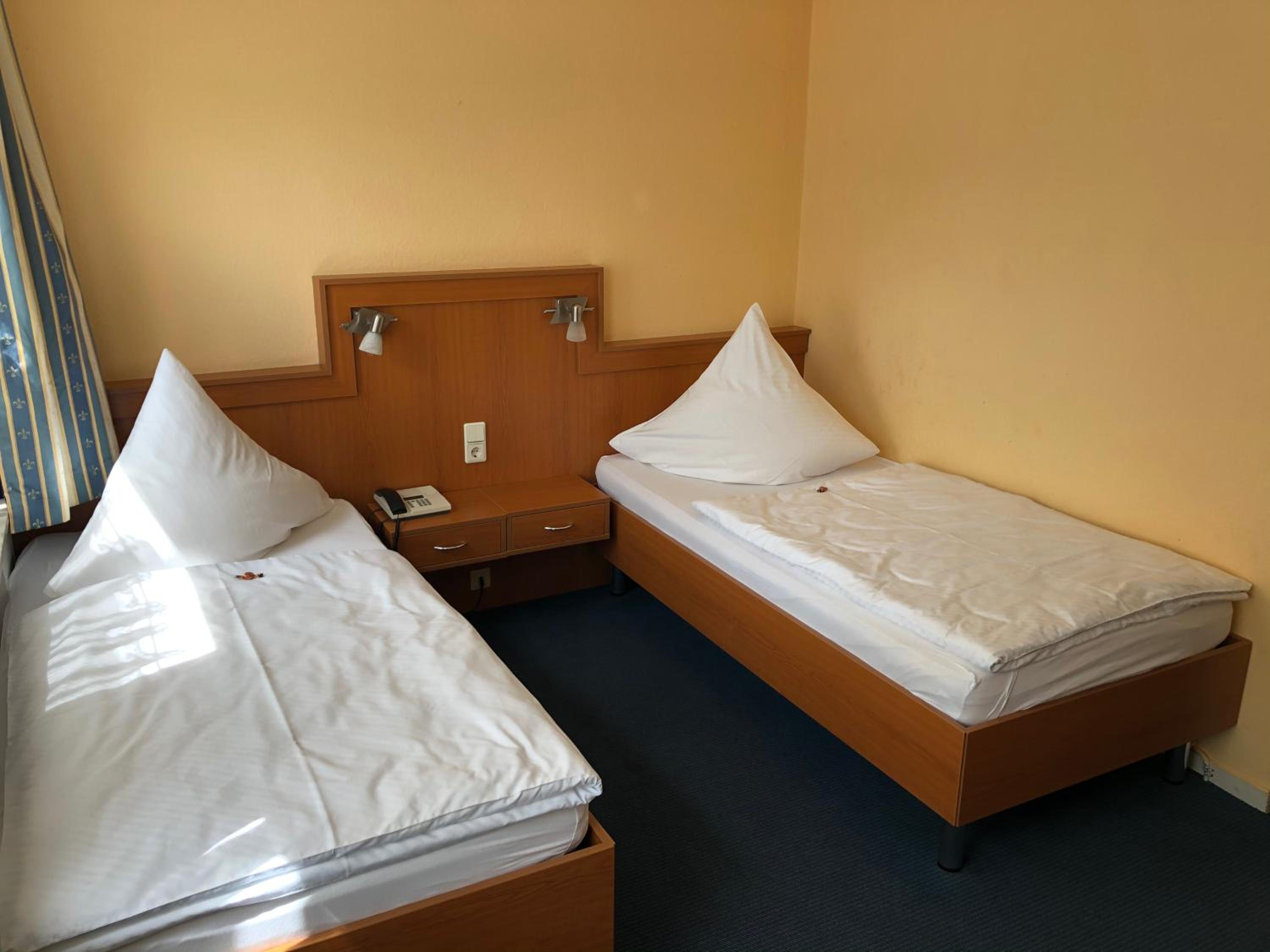 Double or Twin Room photo 2