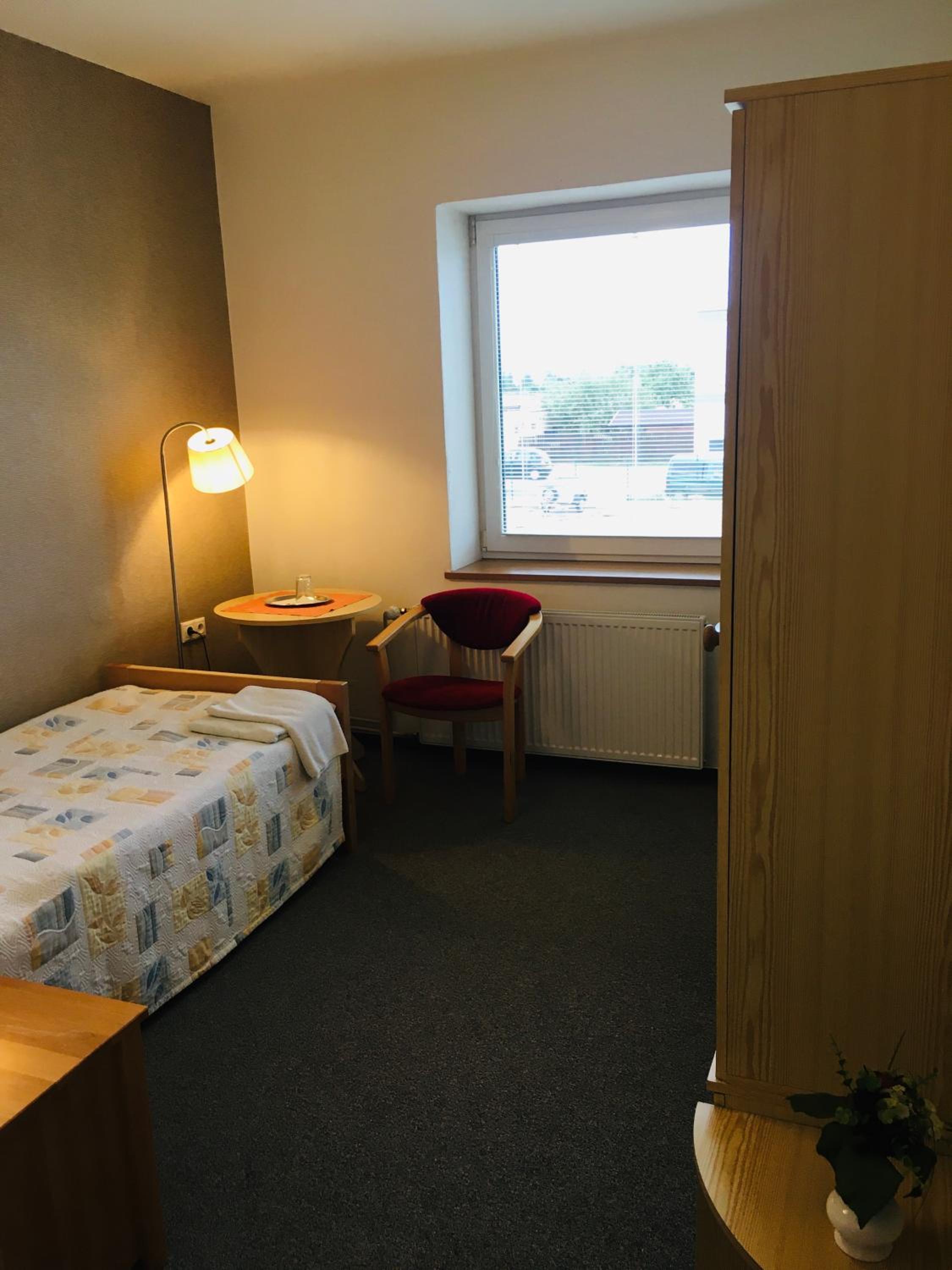 Single Room photo 3