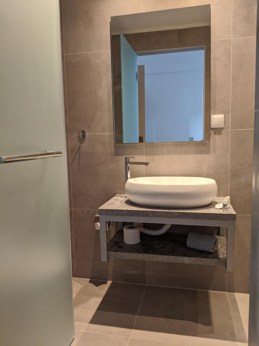 Standard Apartment - Photo 5