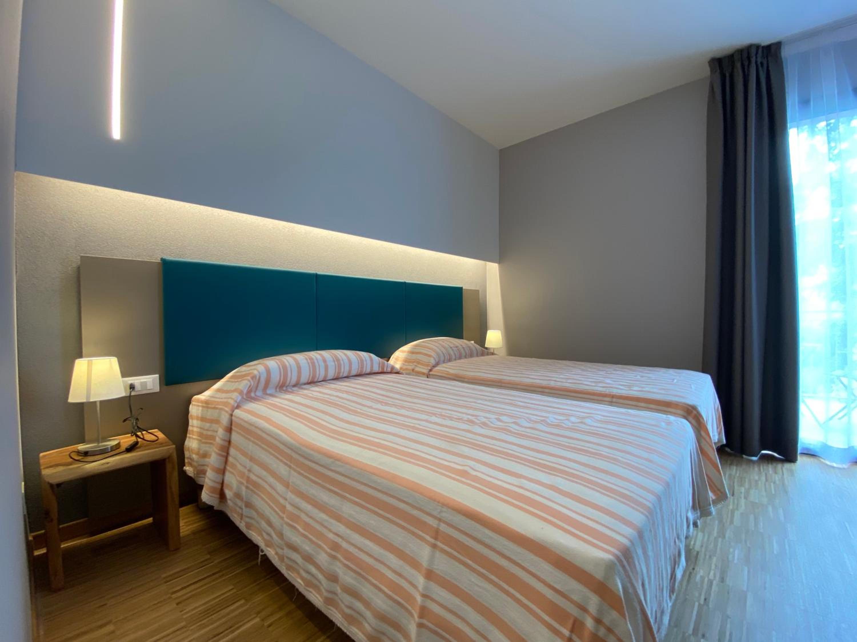 Twin Room - Photo 1