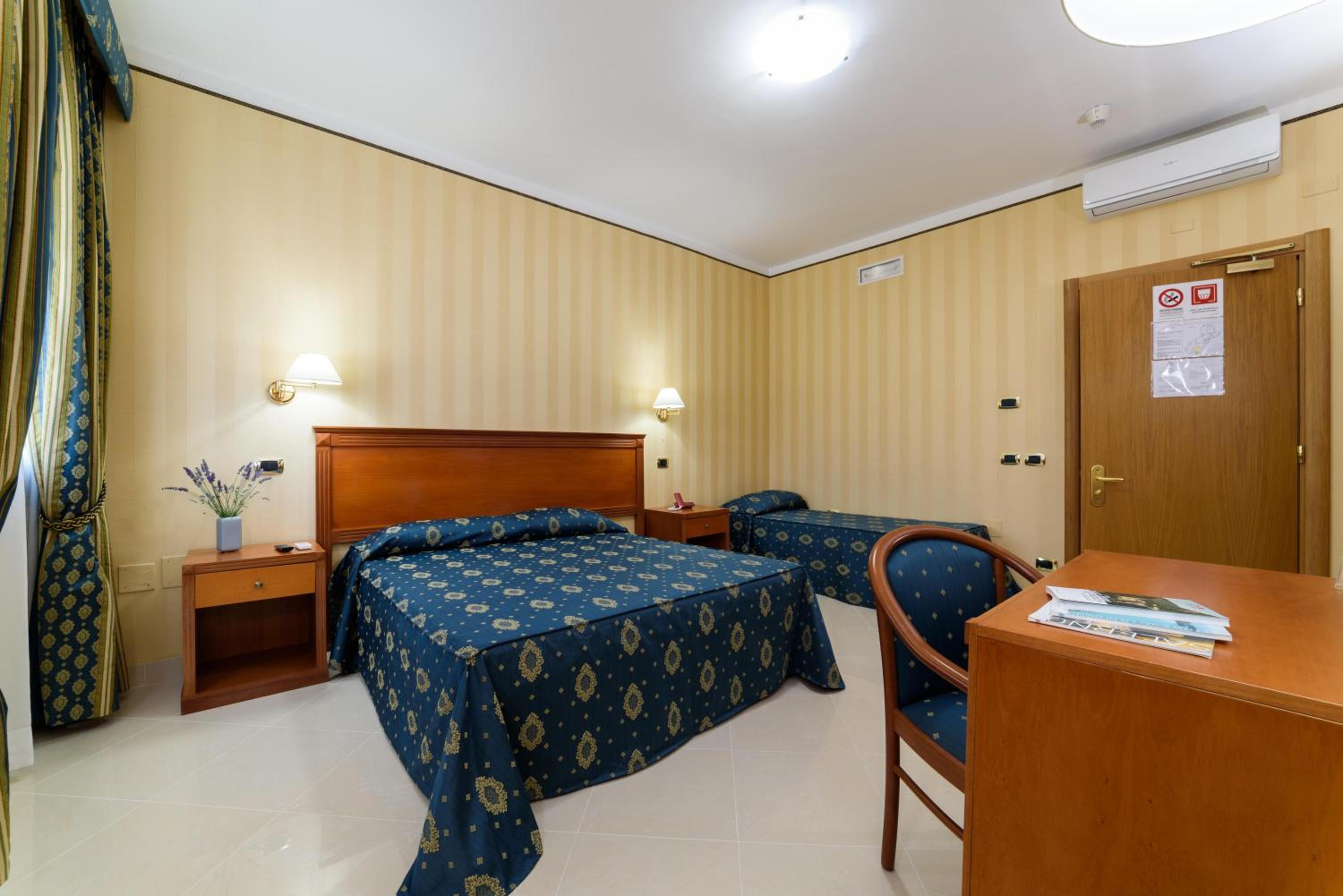 Triple Room photo 1