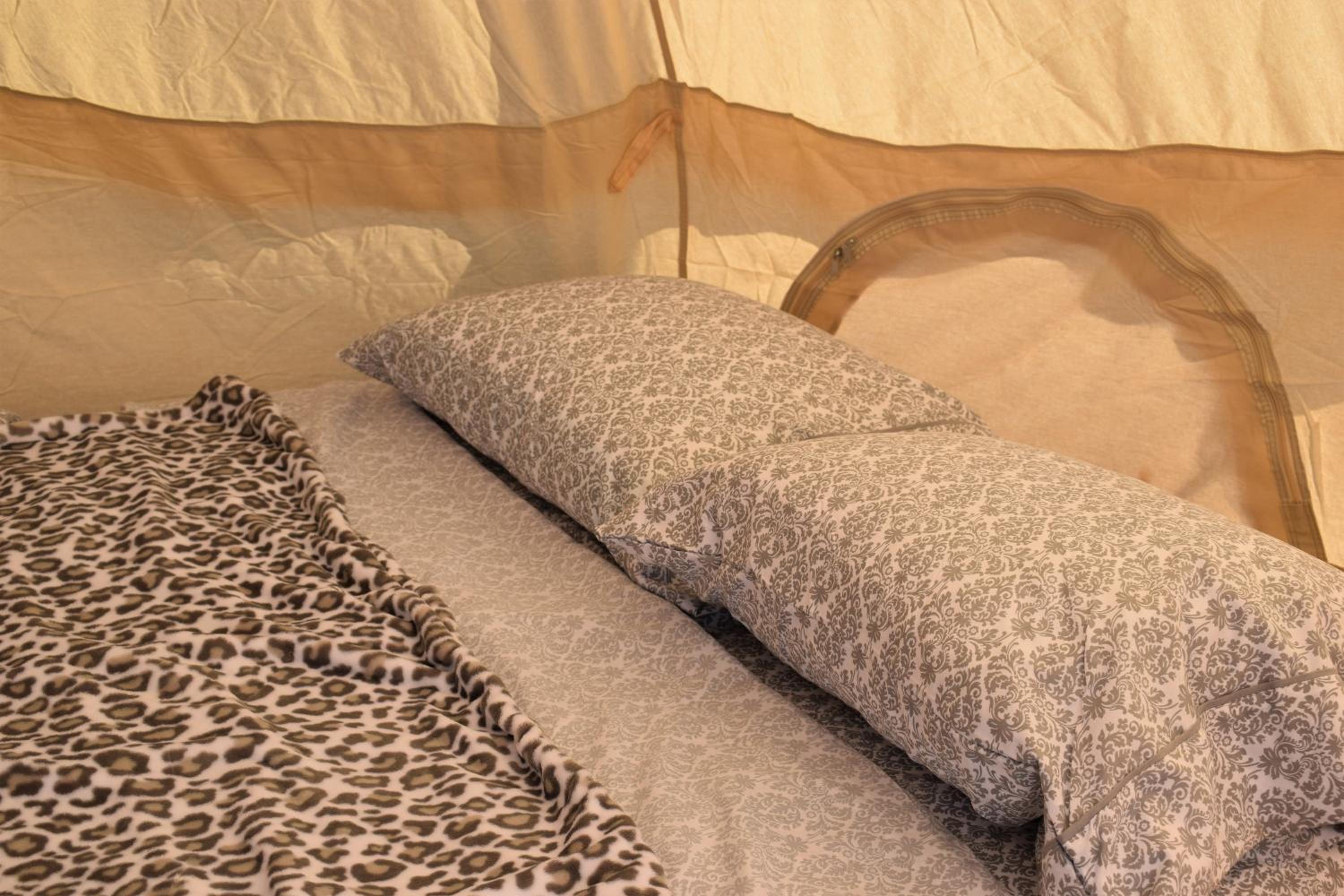 Tent - Photo 1
