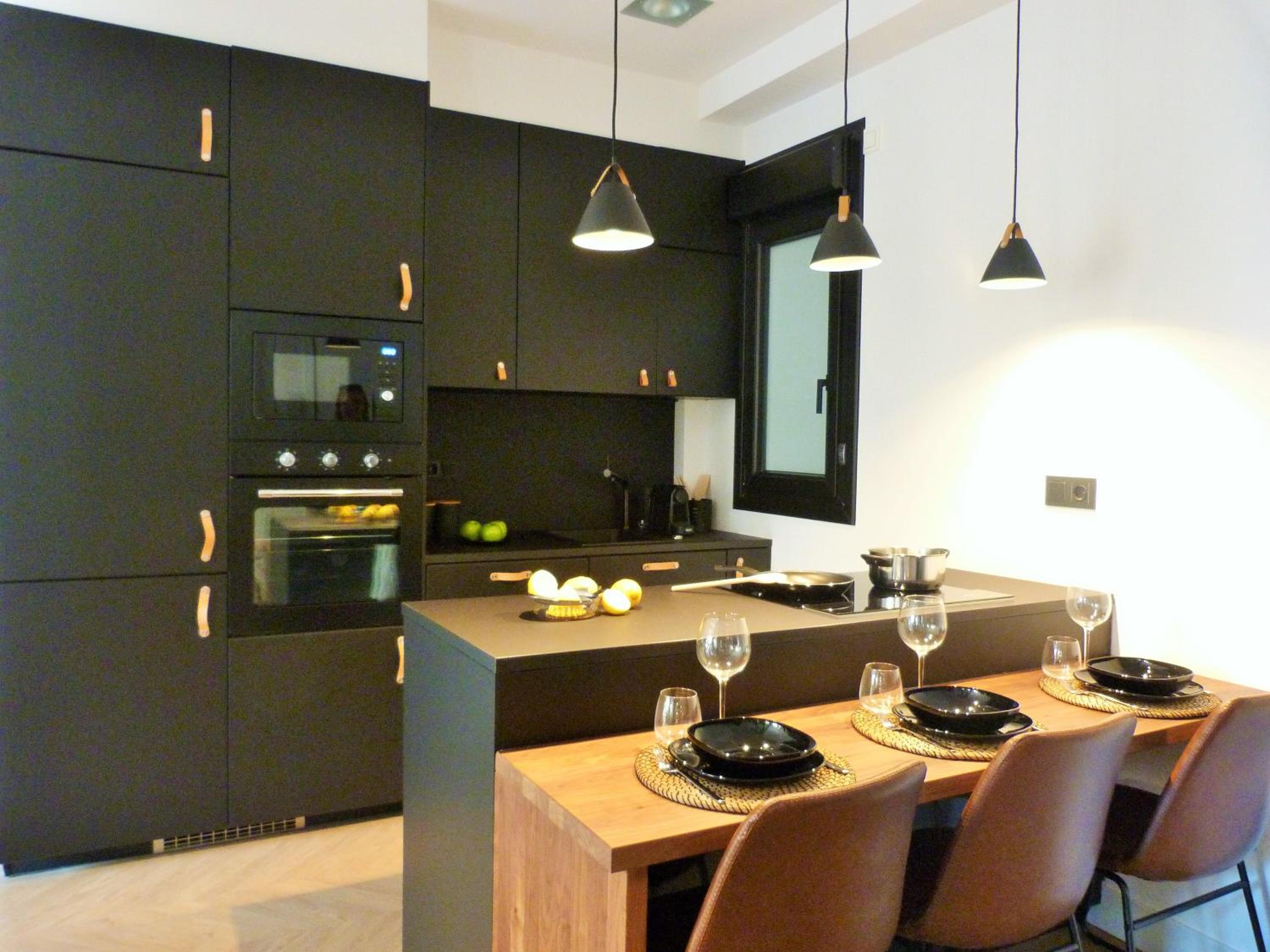 One-Bedroom Apartment - Photo 9