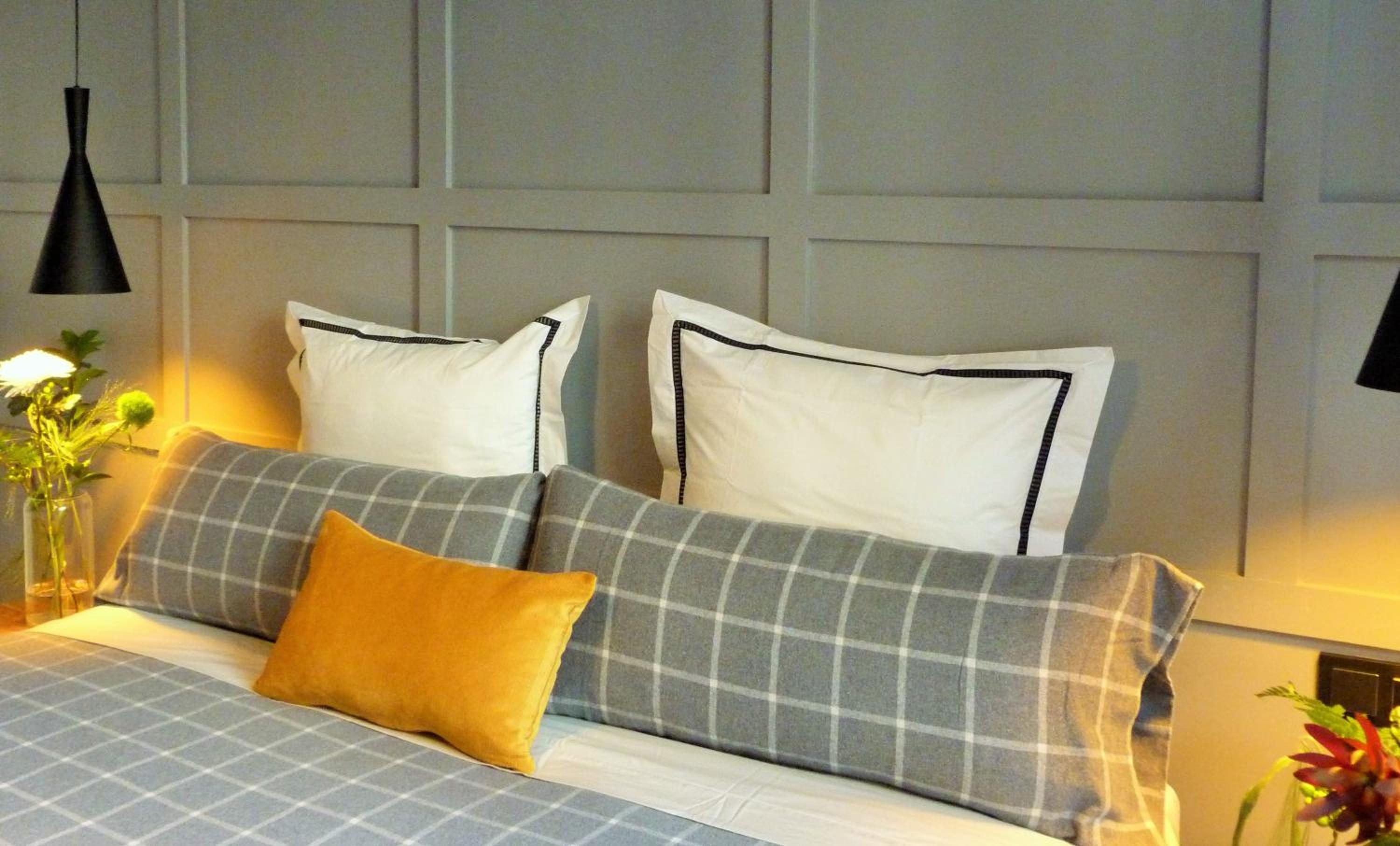 One-Bedroom Apartment - Photo 6