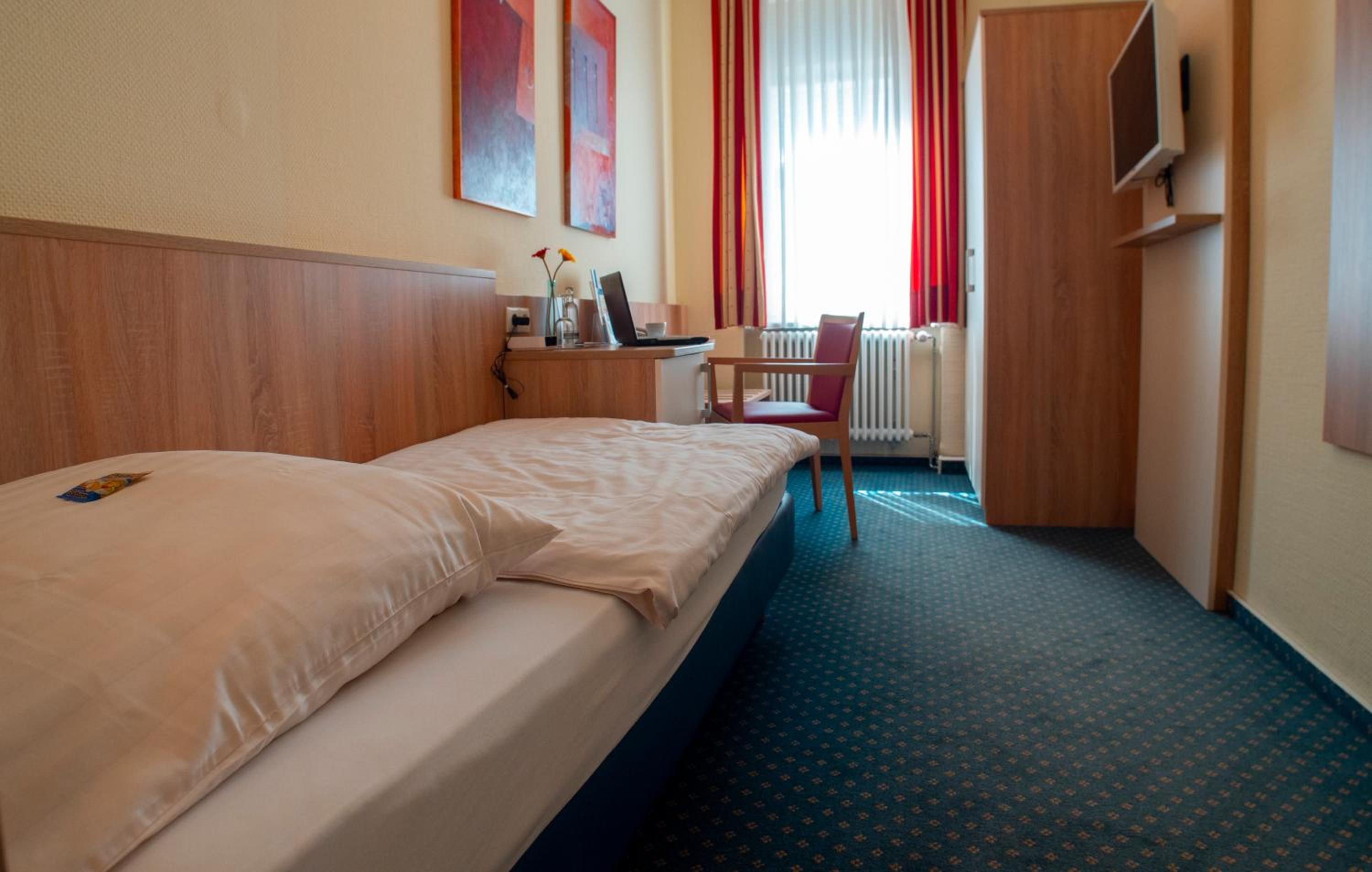 Standard Single Room photo 2