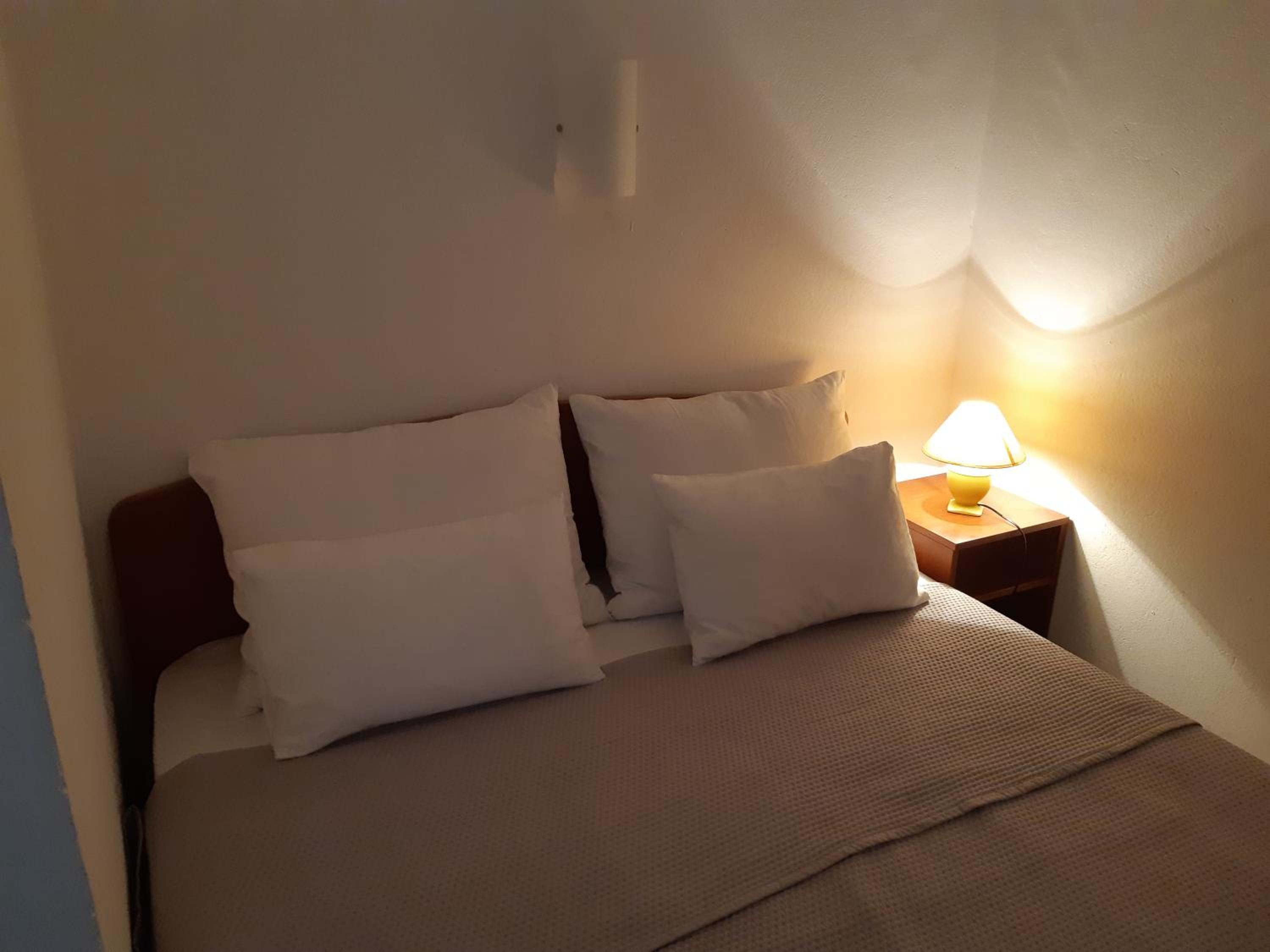 Studio Apartment photo 1