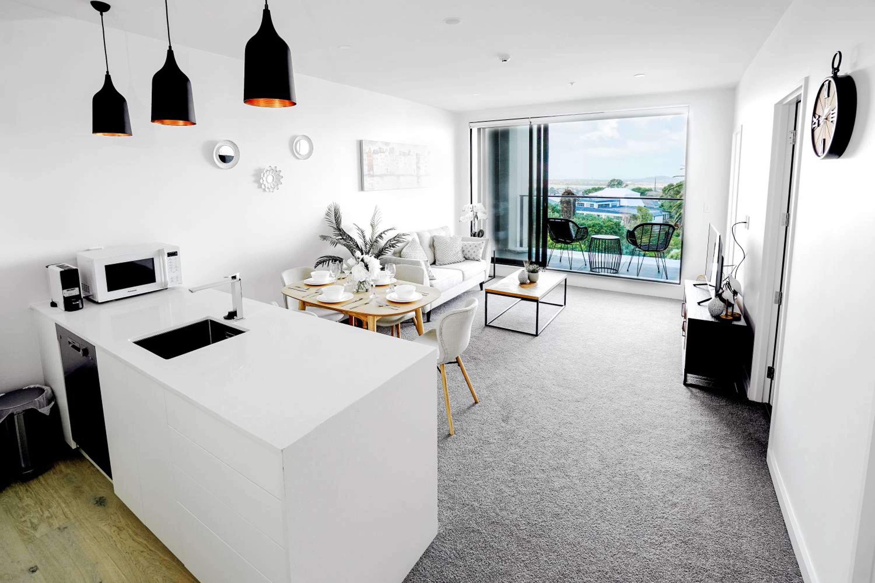 Two-Bedroom Apartment With Park And Sea View (10)