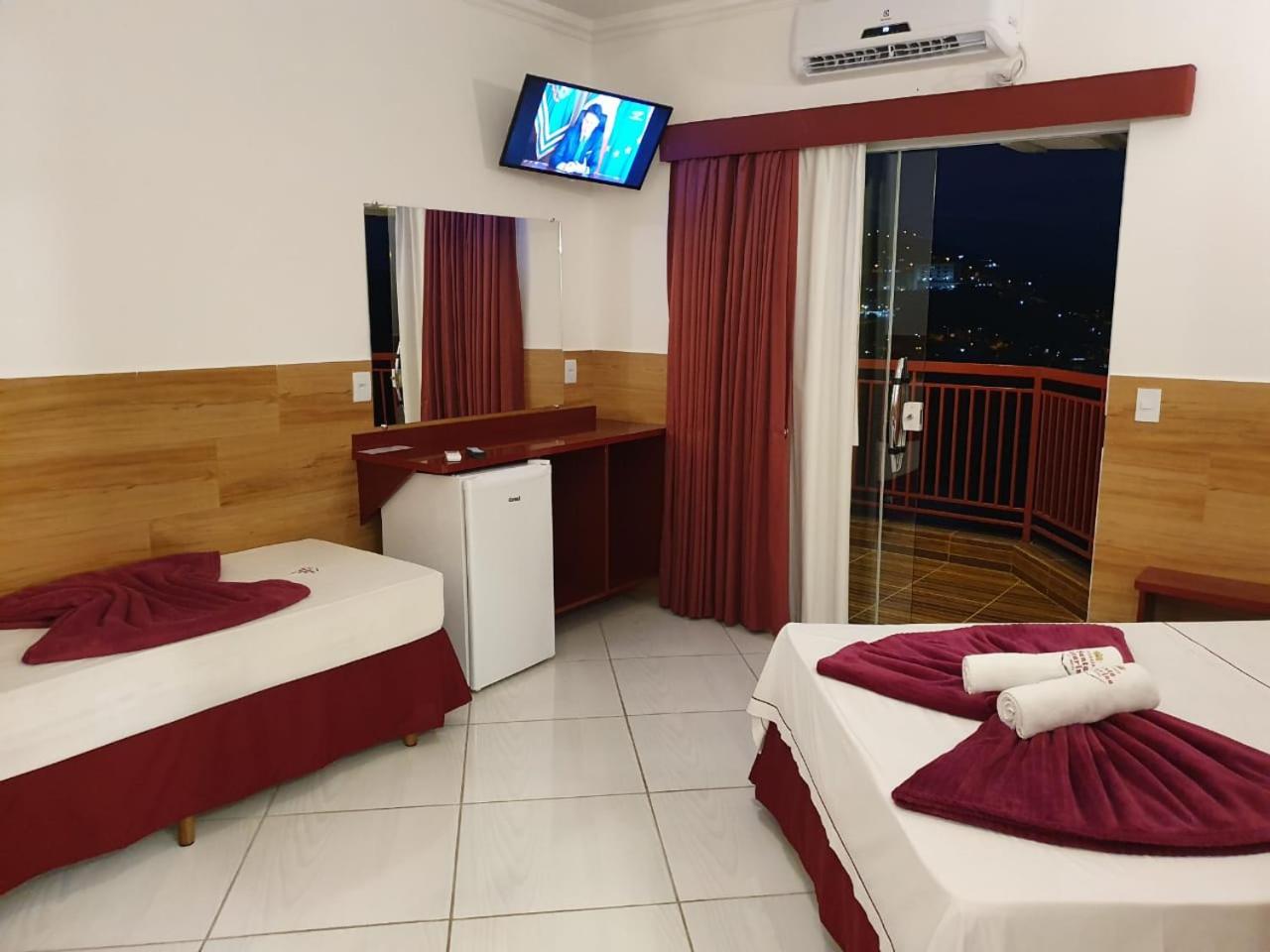Suite with Mountain View