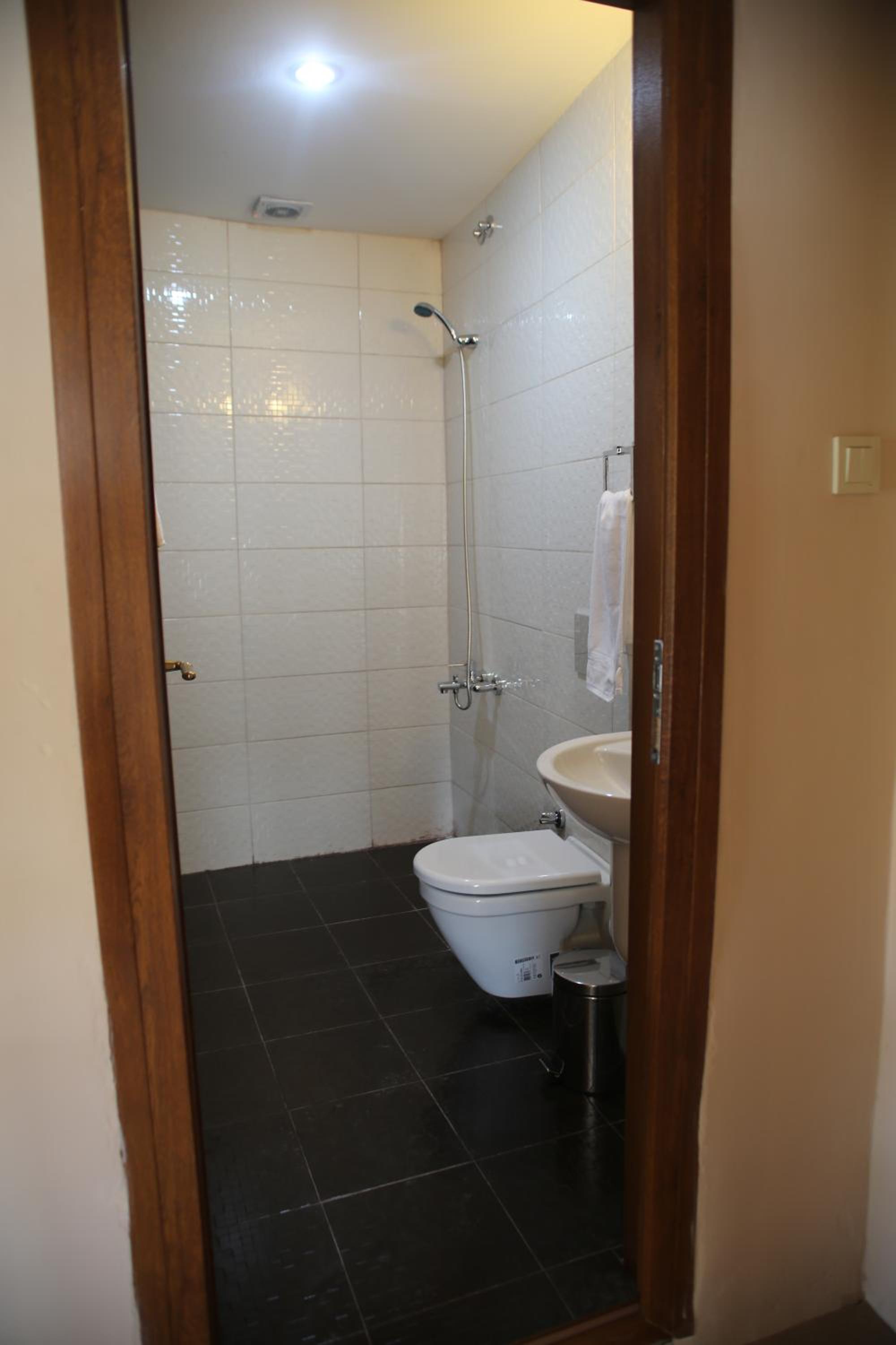 Double Room with Extra Bed (3 Adults) photo 2