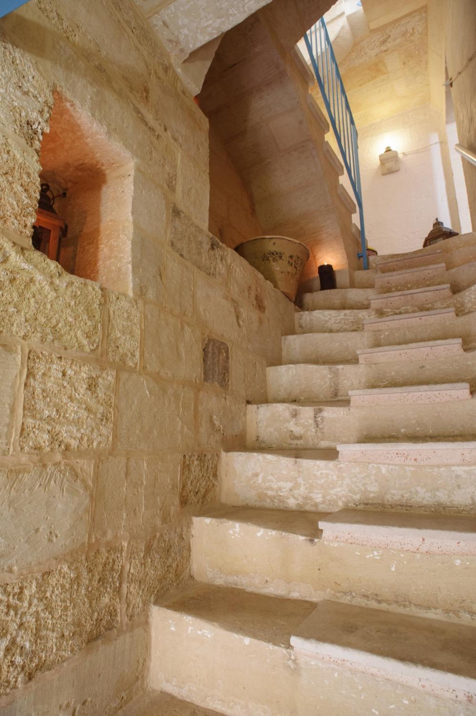 Suite with Terrace - Photo 2