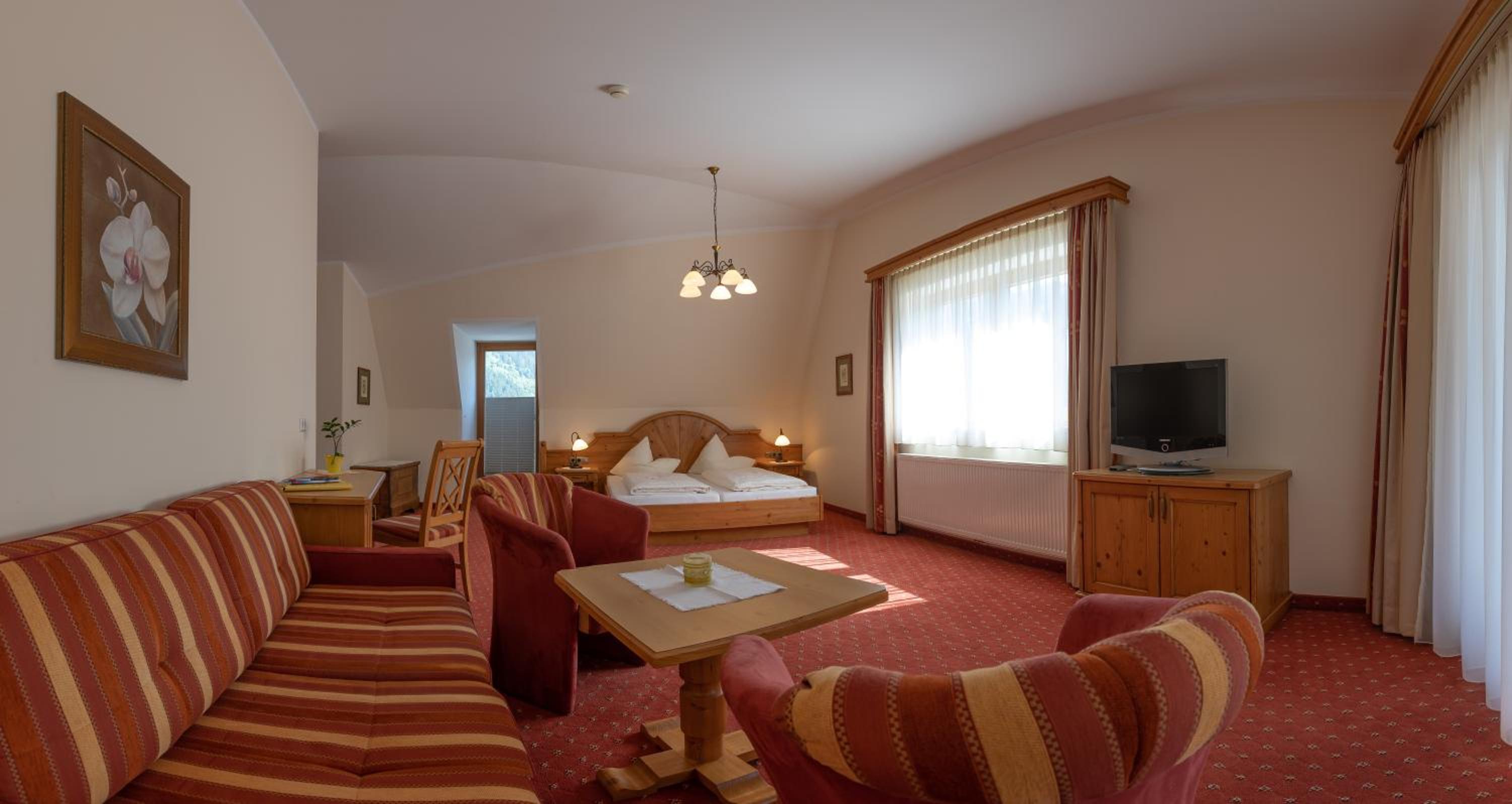 Junior Suite with Balcony
