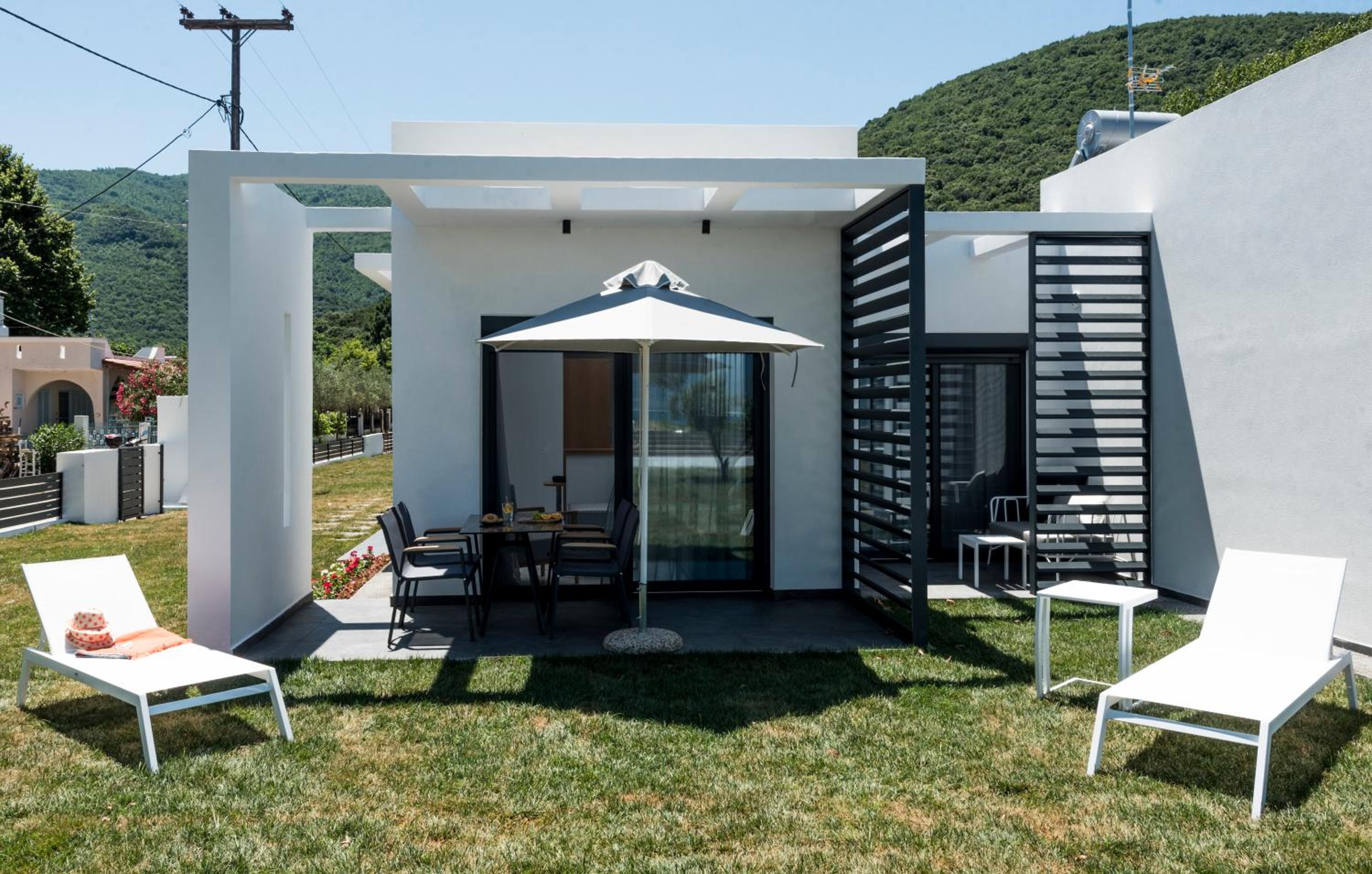 Quadruple Room with Sea View - Photo 4