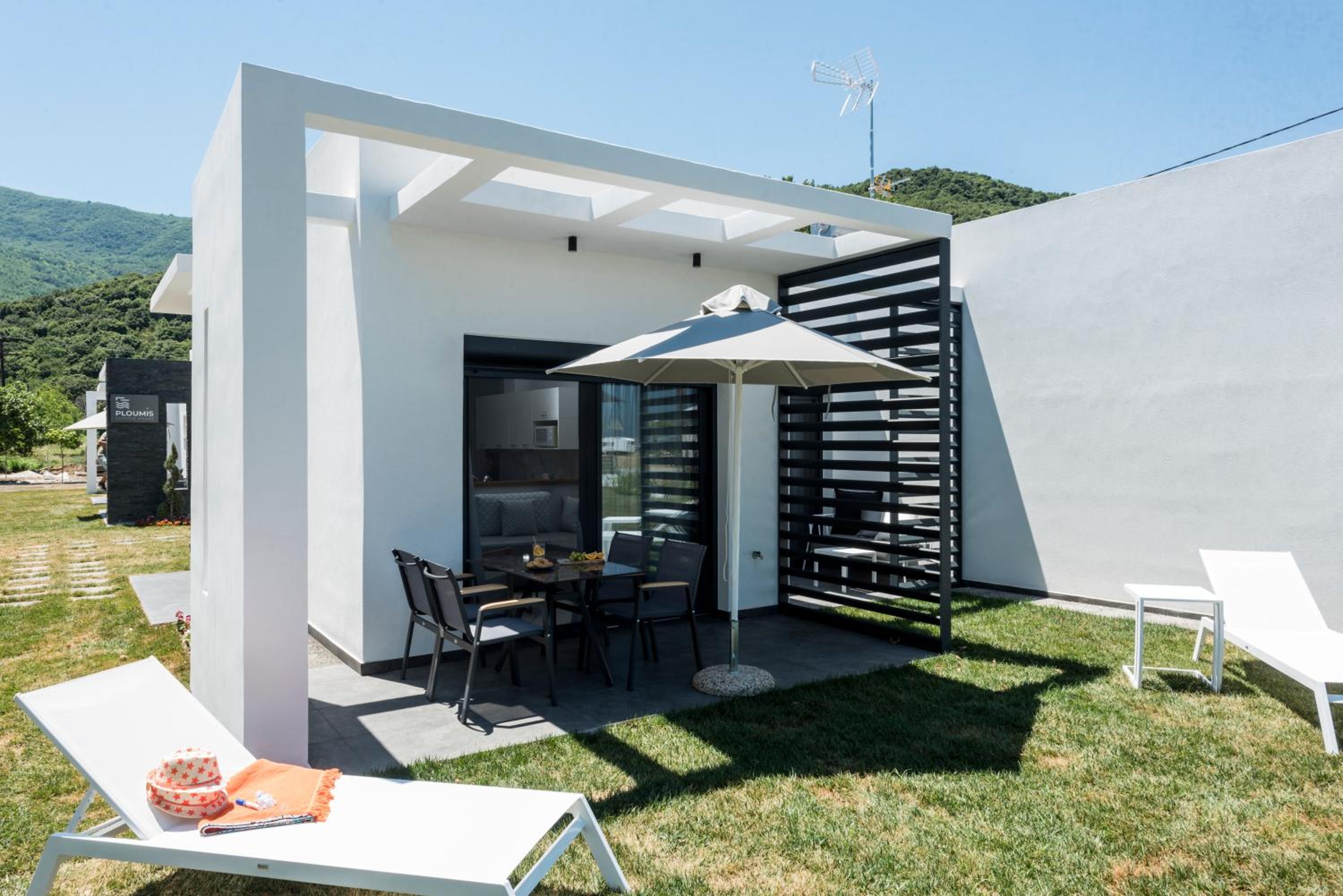 Quadruple Room with Sea View - Photo 5