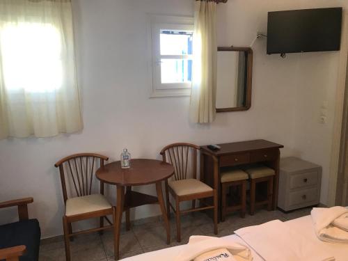 Standard Double or Twin Room photo 1