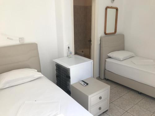 Standard Twin Room photo 2