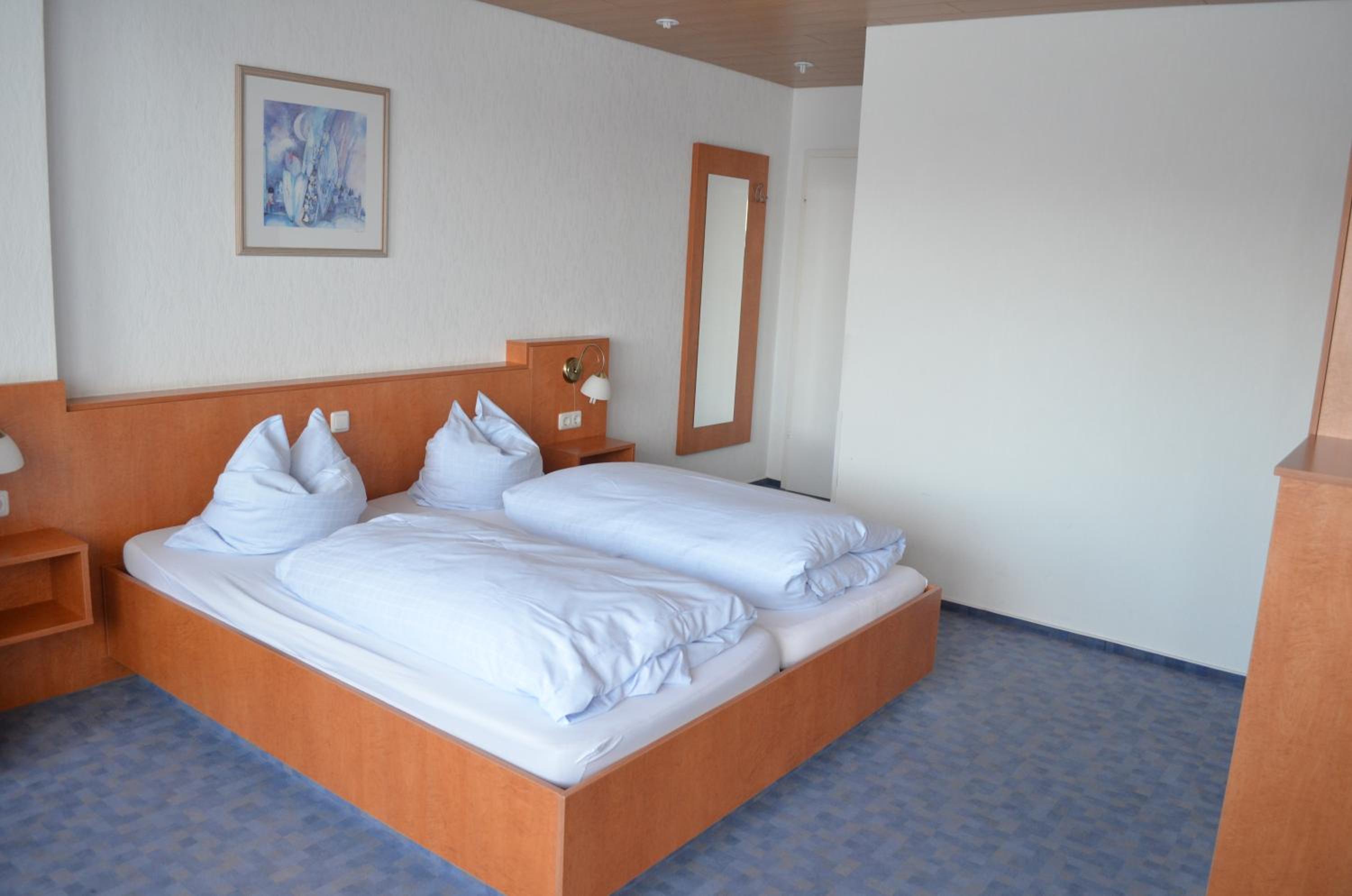 Standard Double Room - Photo 1