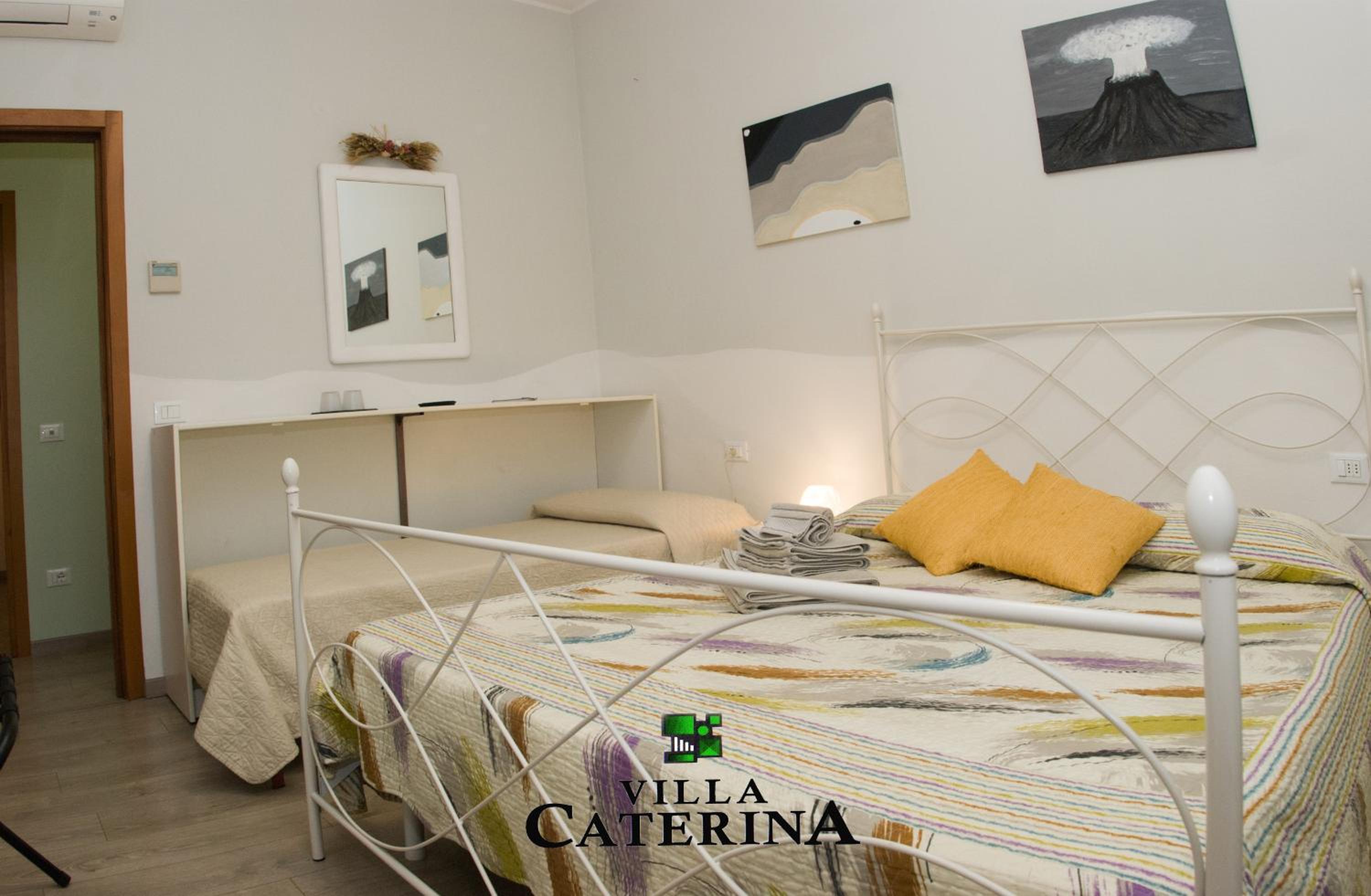 Triple Room With Private Bathroom photo 1