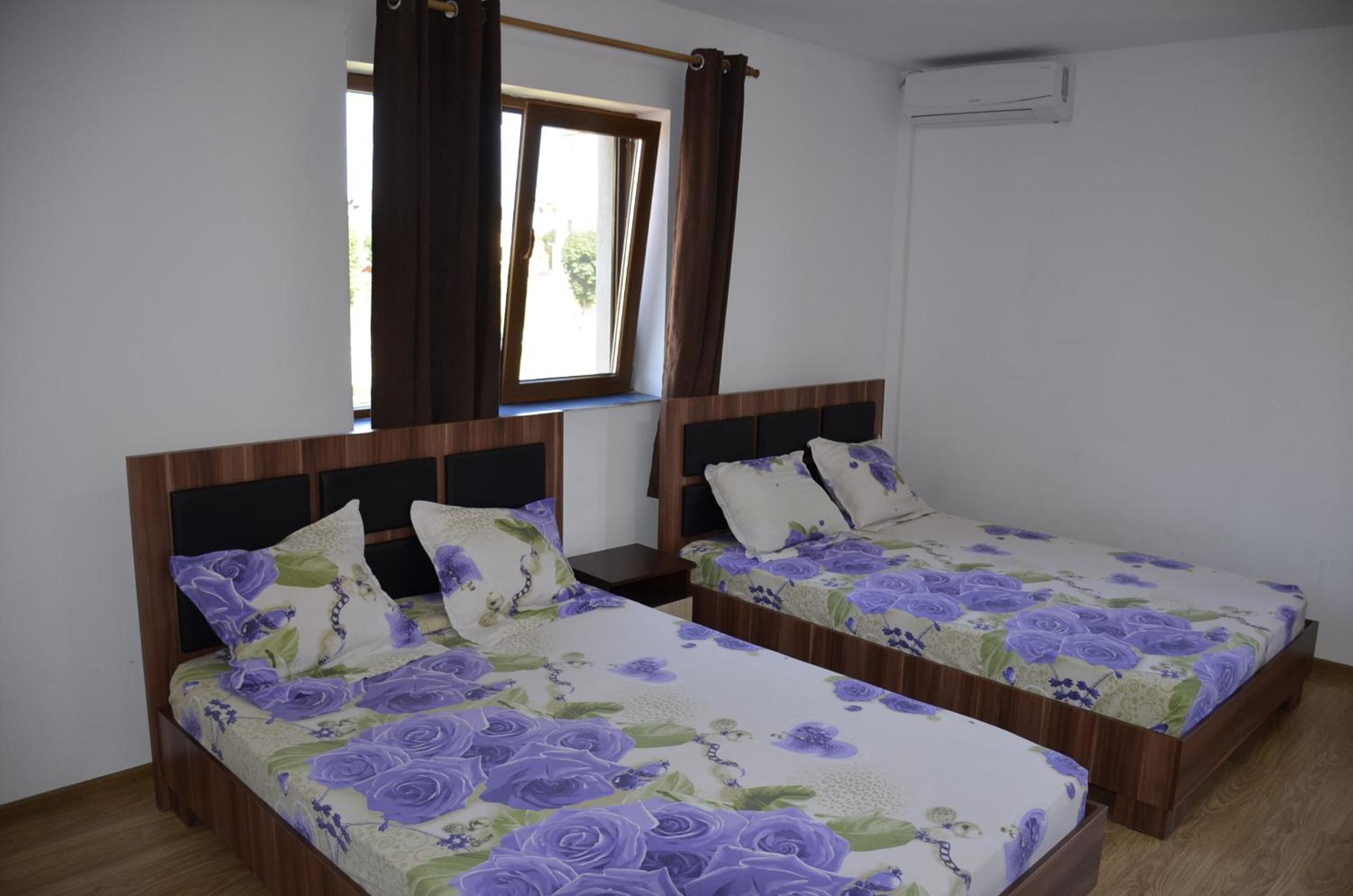 Quadruple Room with Balcony photo 2