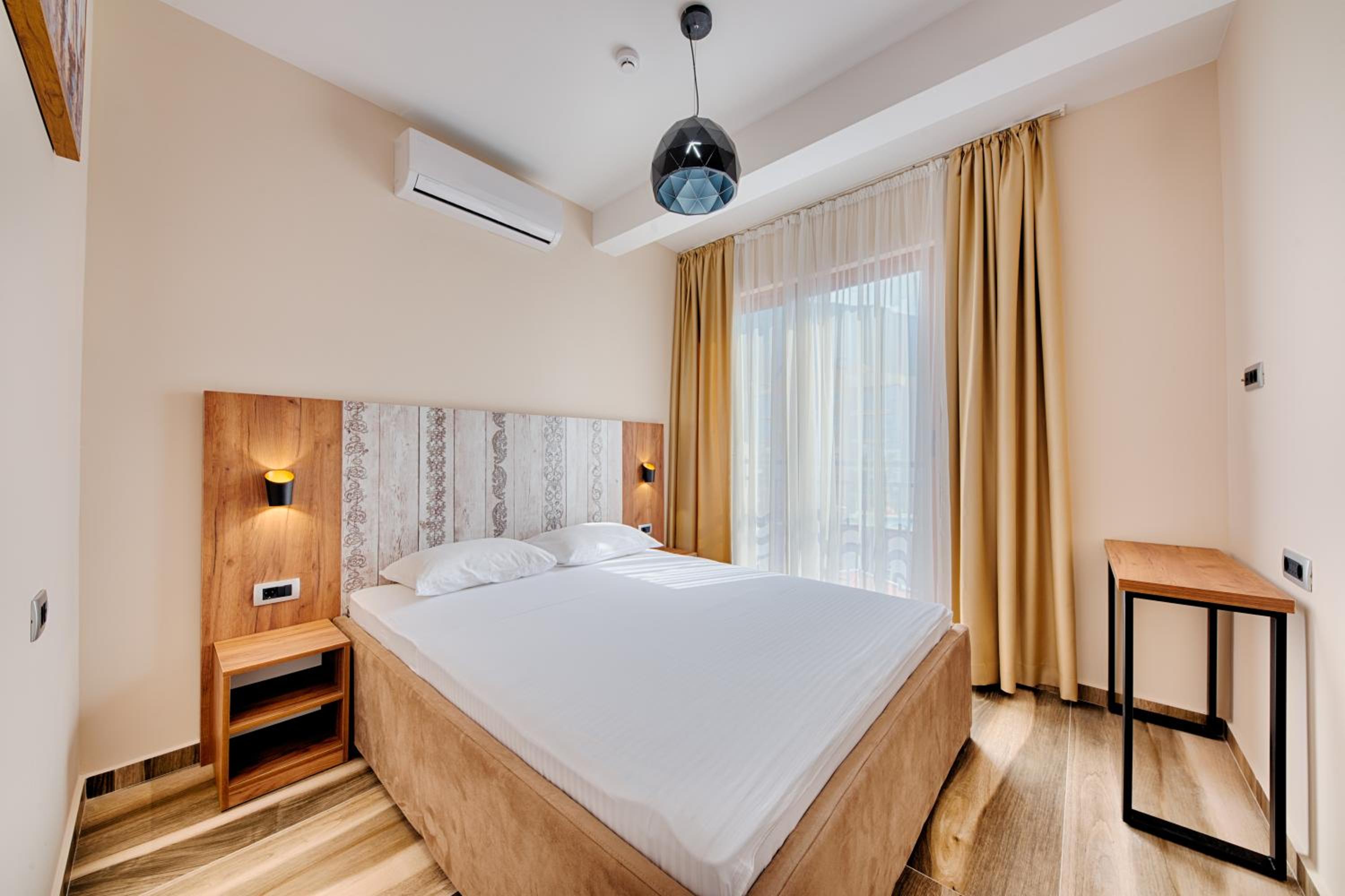 Superior Suite with Sea View - Photo 15