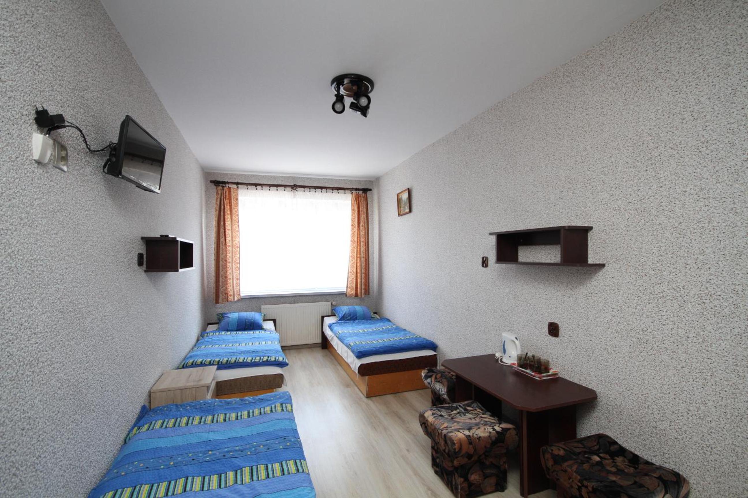 Triple Room with Private Bathroom photo 2