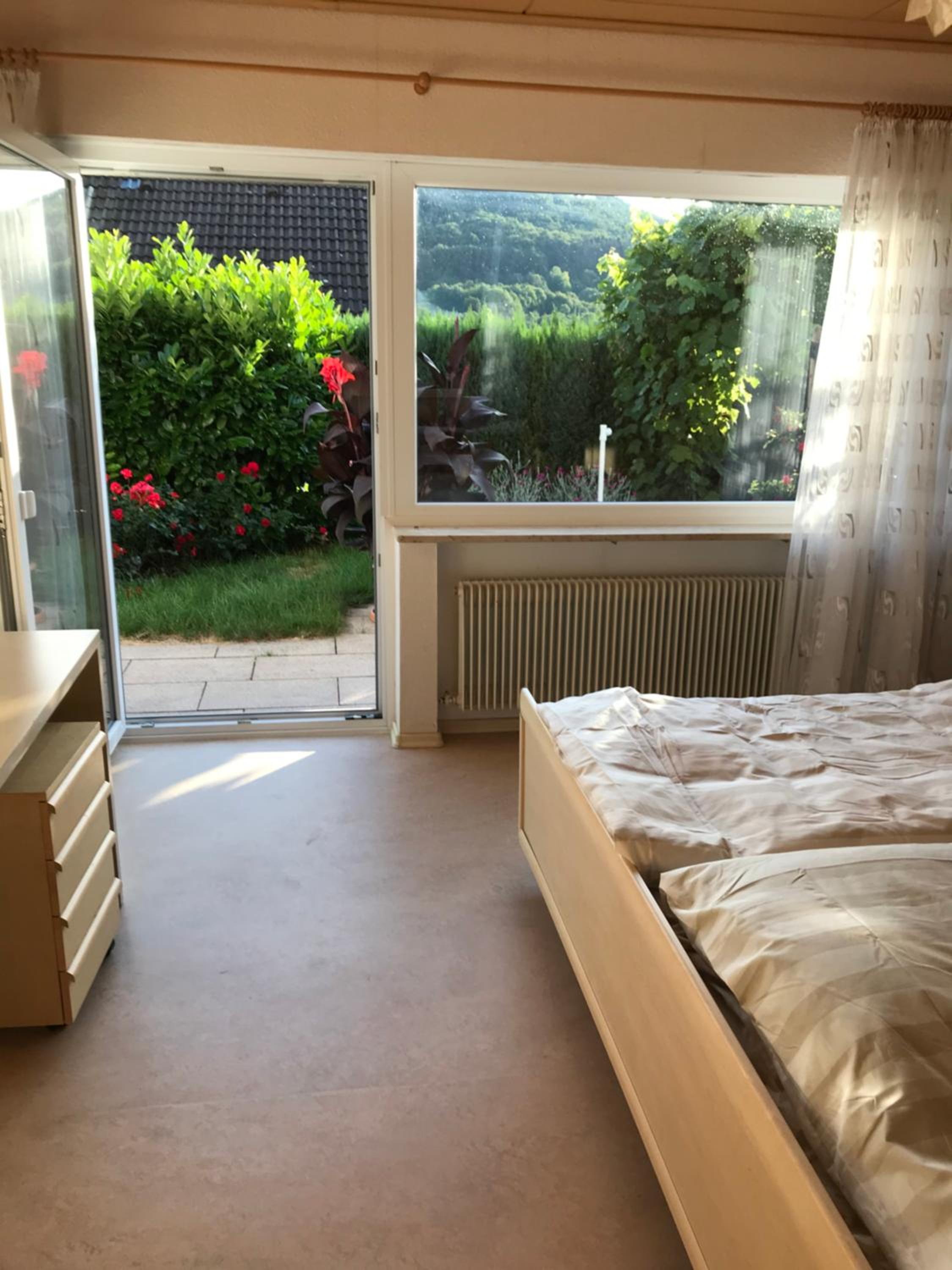 One-Bedroom Apartment - Photo 1
