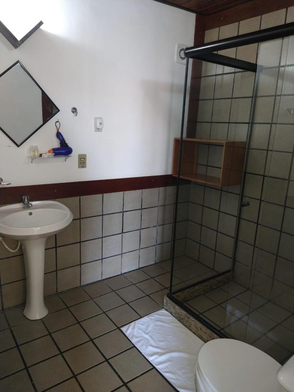 Quadruple Room with Balcony and private bathroom photo 2