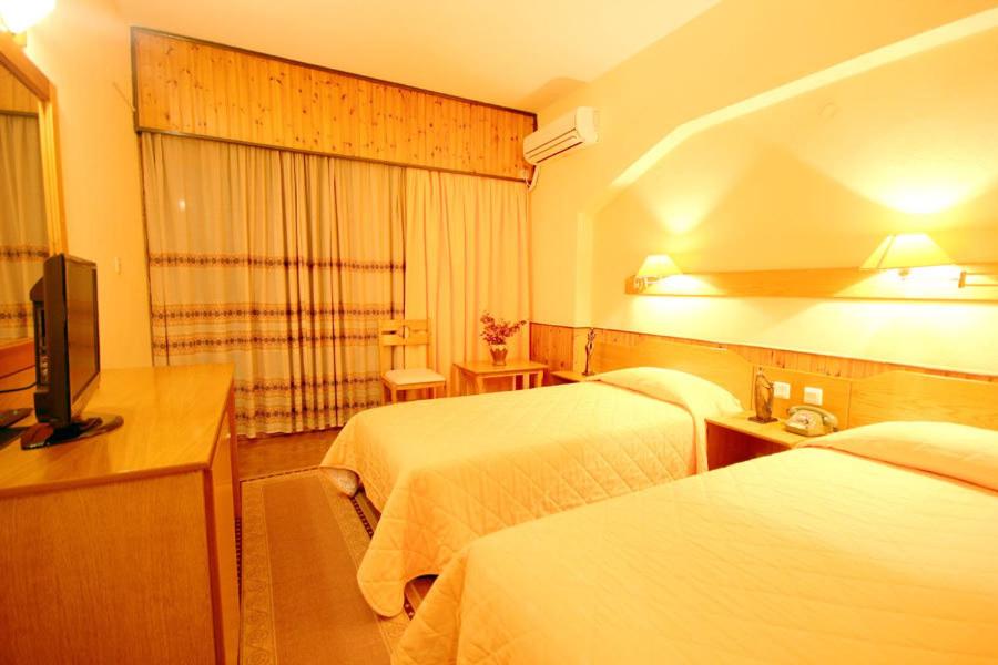 Double Or Twin Room photo 1
