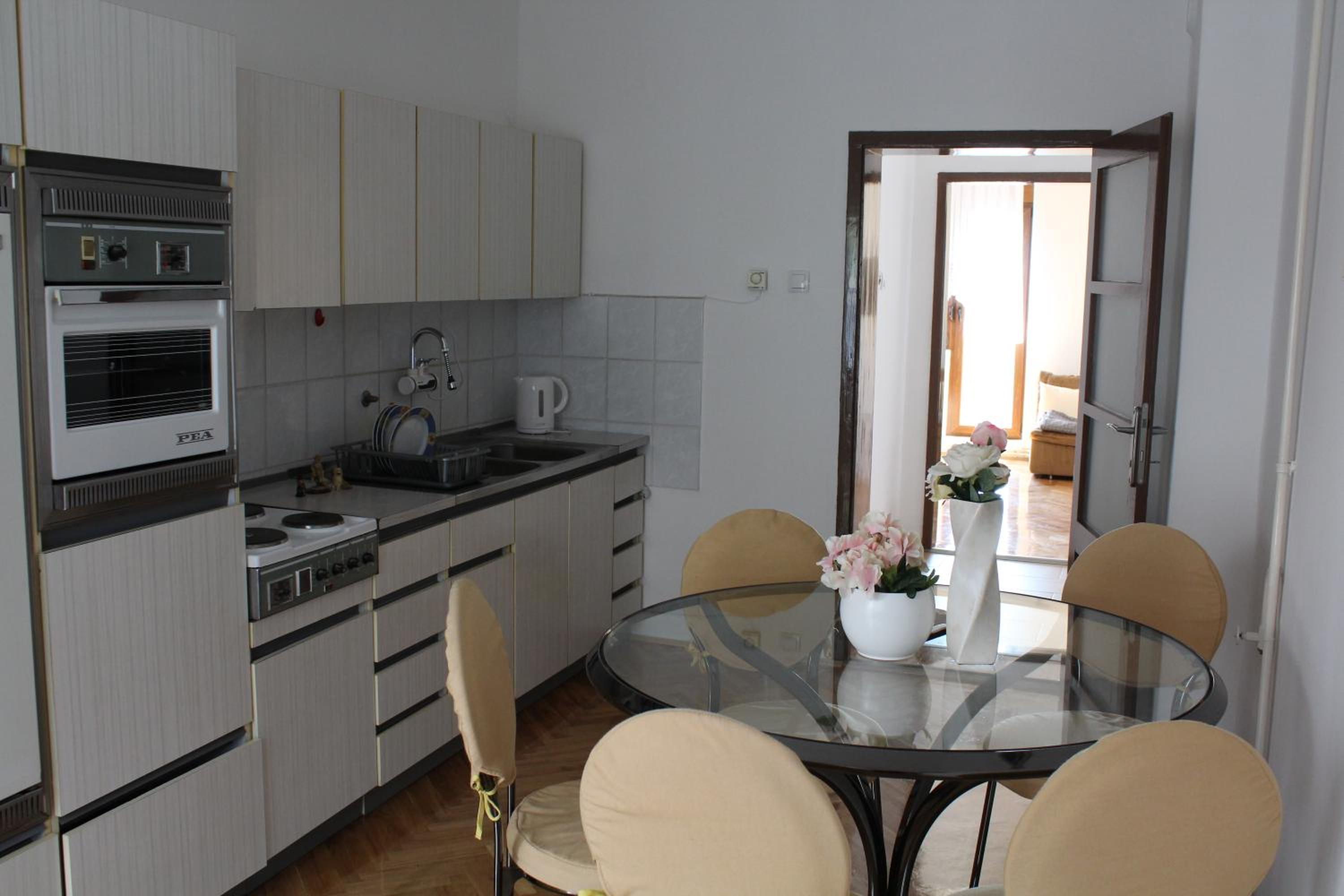 Two-Bedroom Apartment photo 3