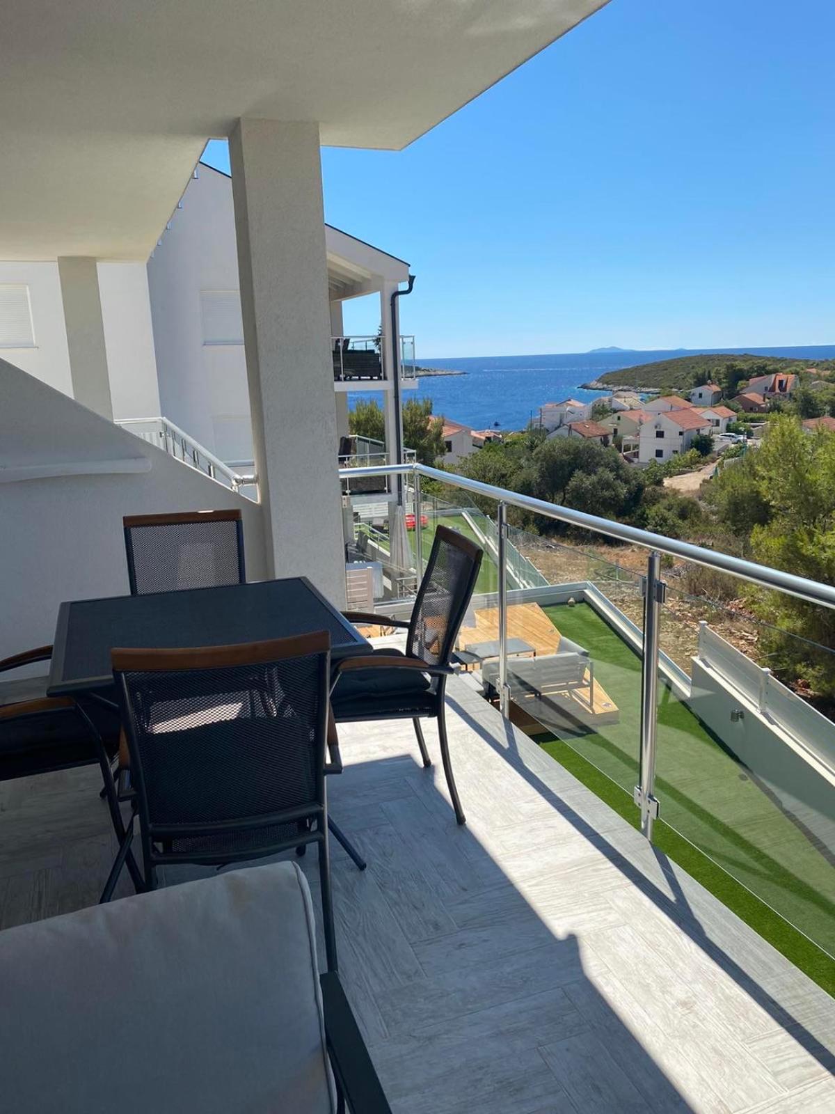 Apartment with Sea View photo 3