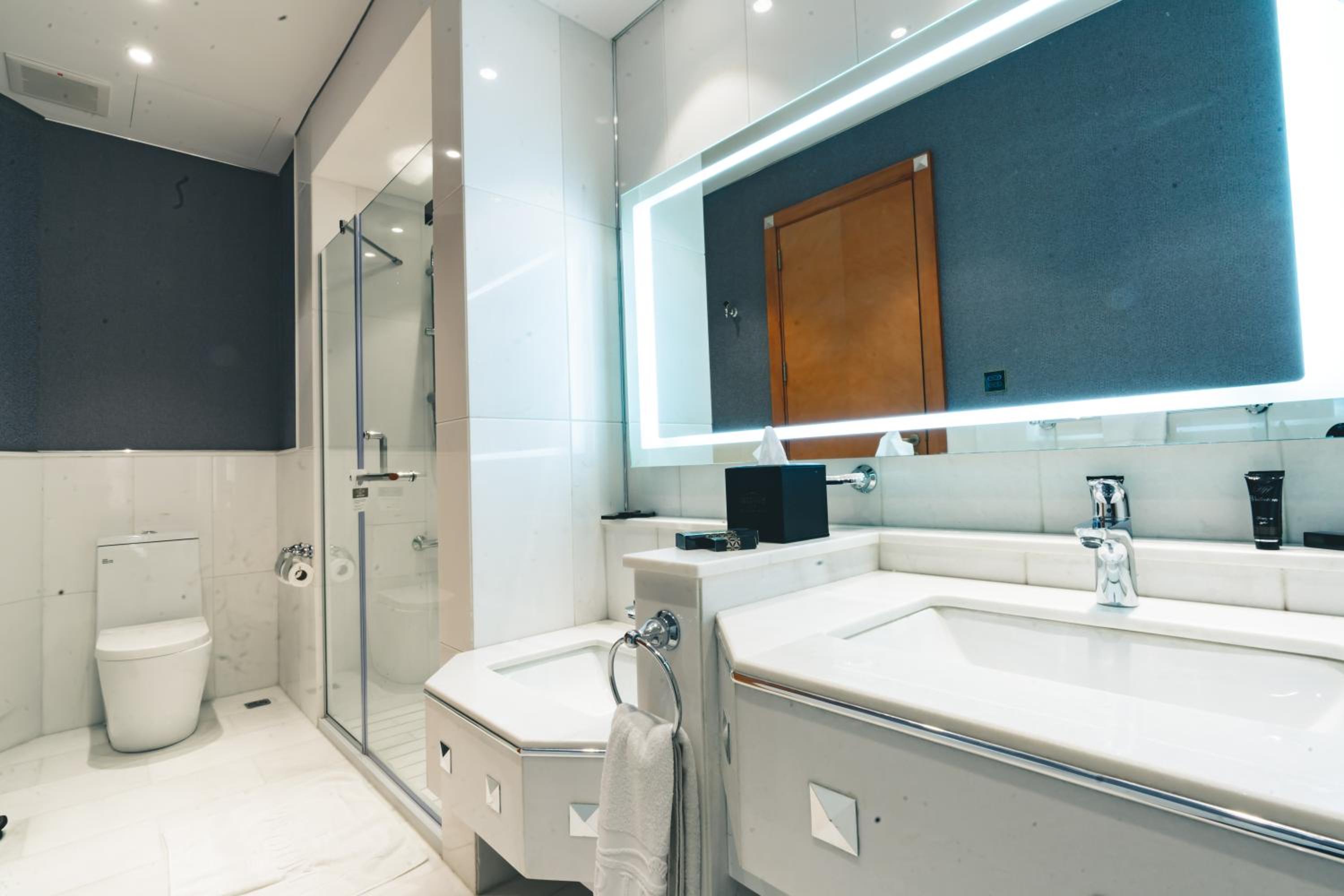 Premier Twin Suite