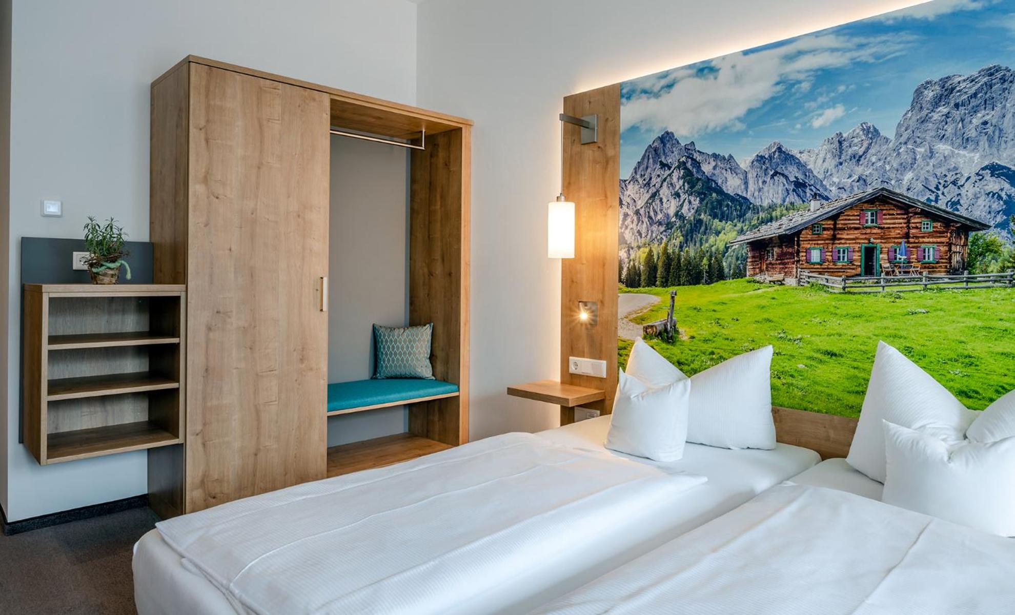 Deluxe Junior Suite - Photo 2
