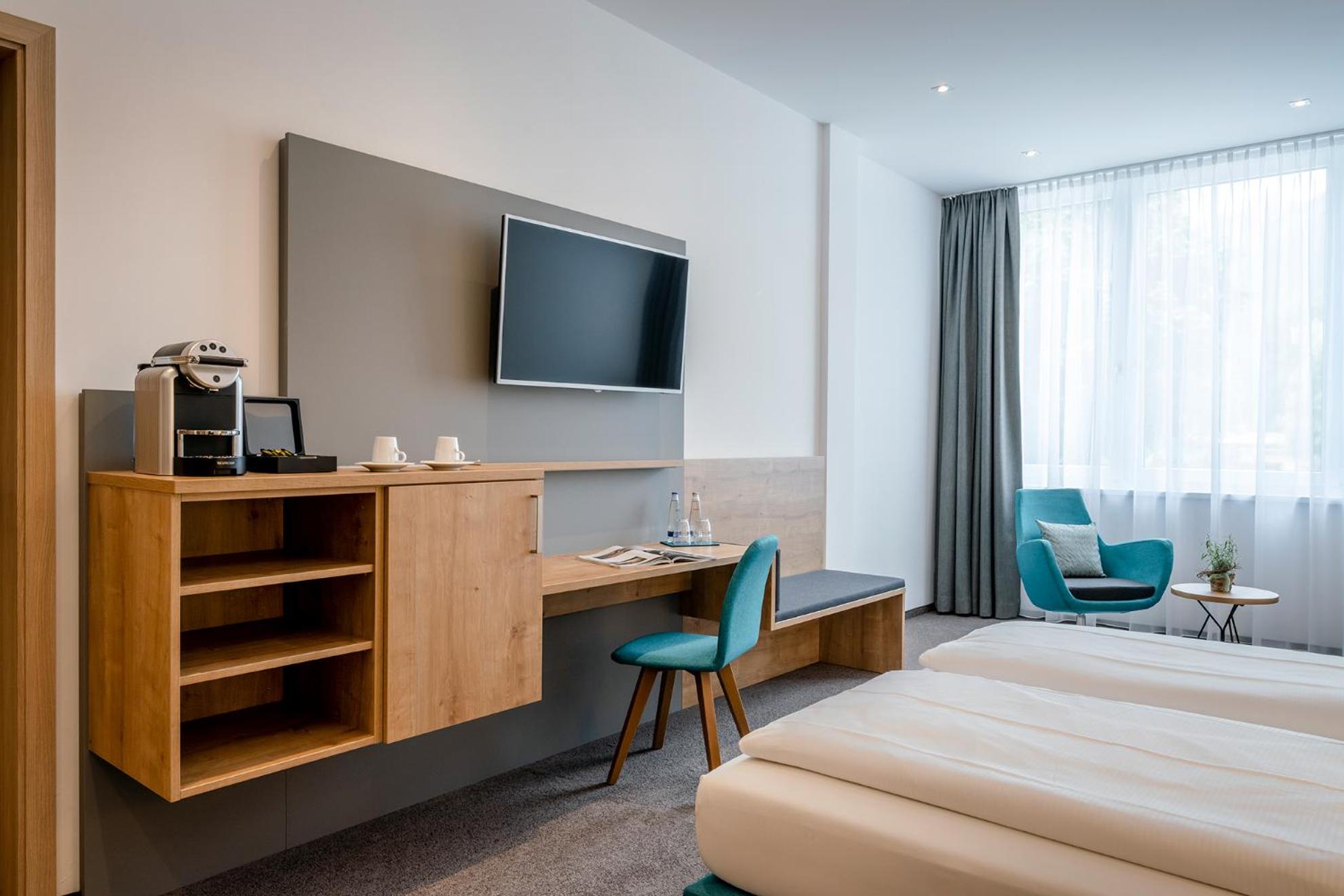 Deluxe Junior Suite - Photo 6