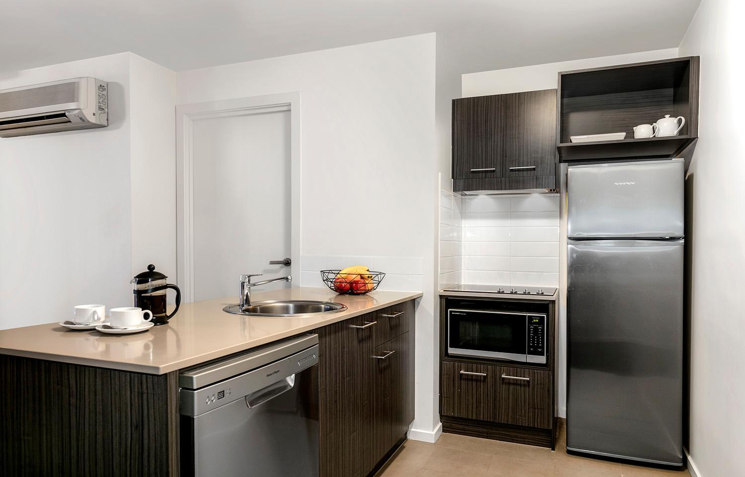 One-Bedroom Apartment - Photo 6