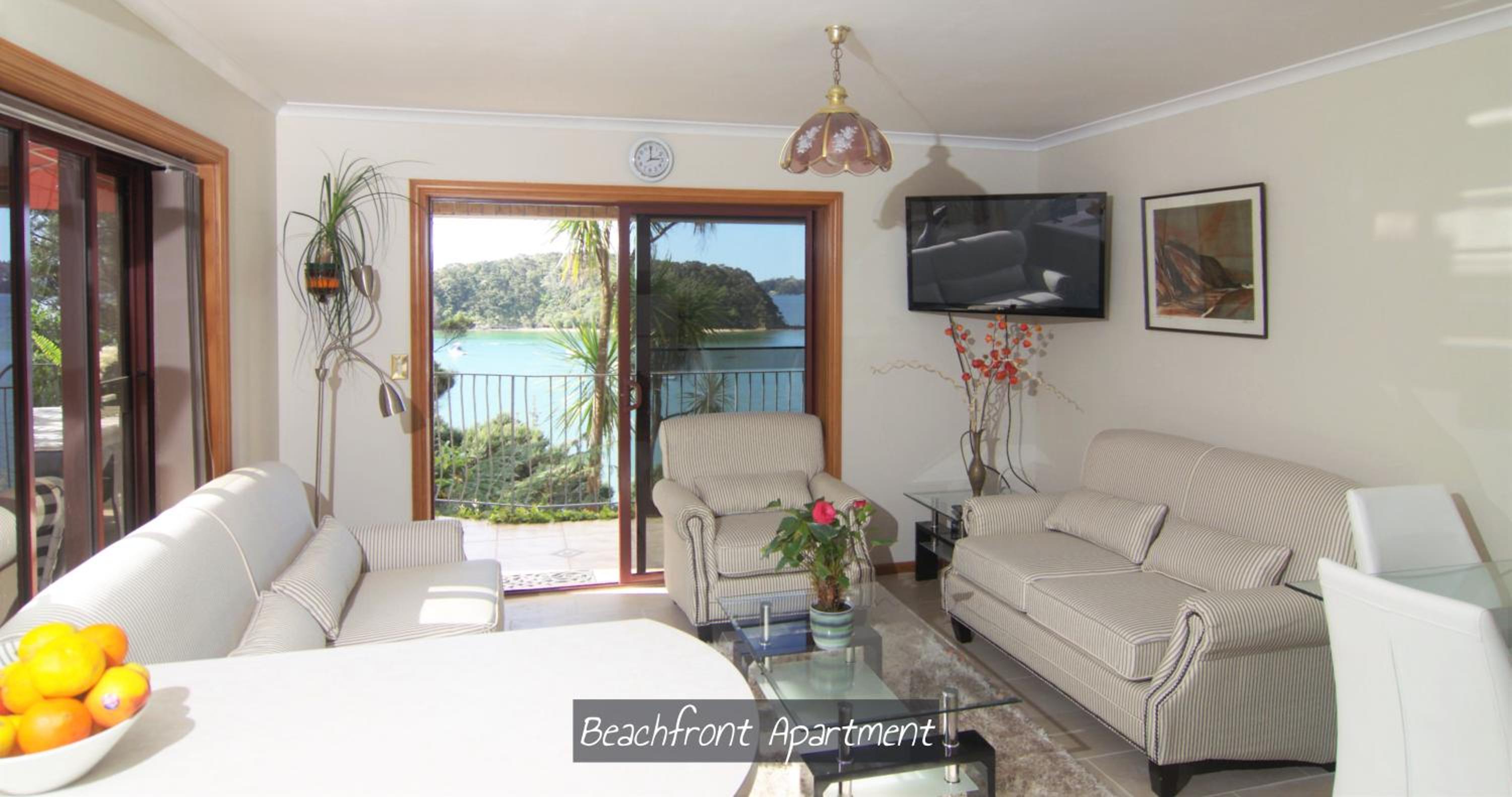 Absolute Beachfront Standard Two-Bedroom Apartment - Beachfront Apartment photo 1