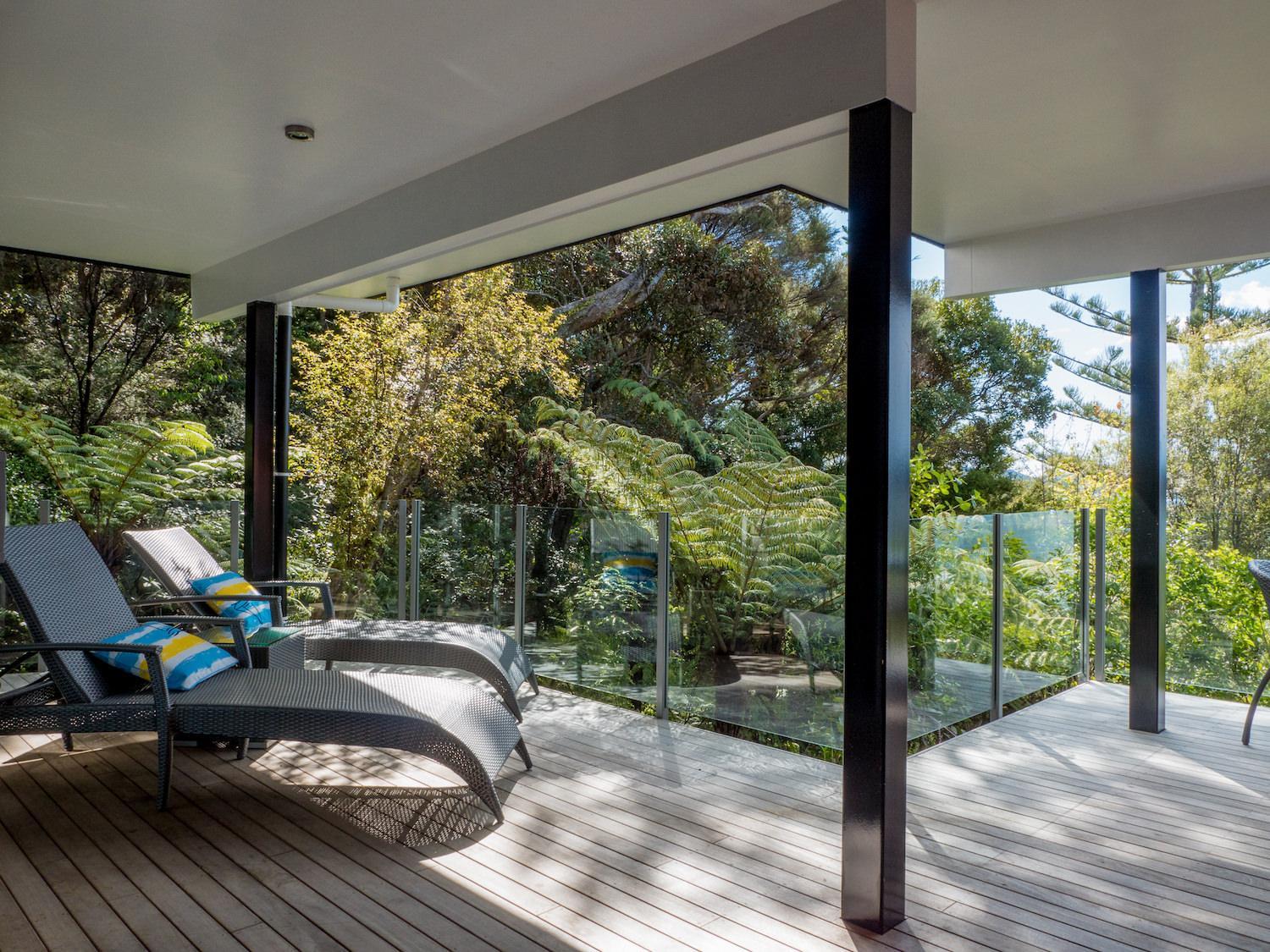 Deluxe Studio with Sea View and Terrace - The Ferns photo 3