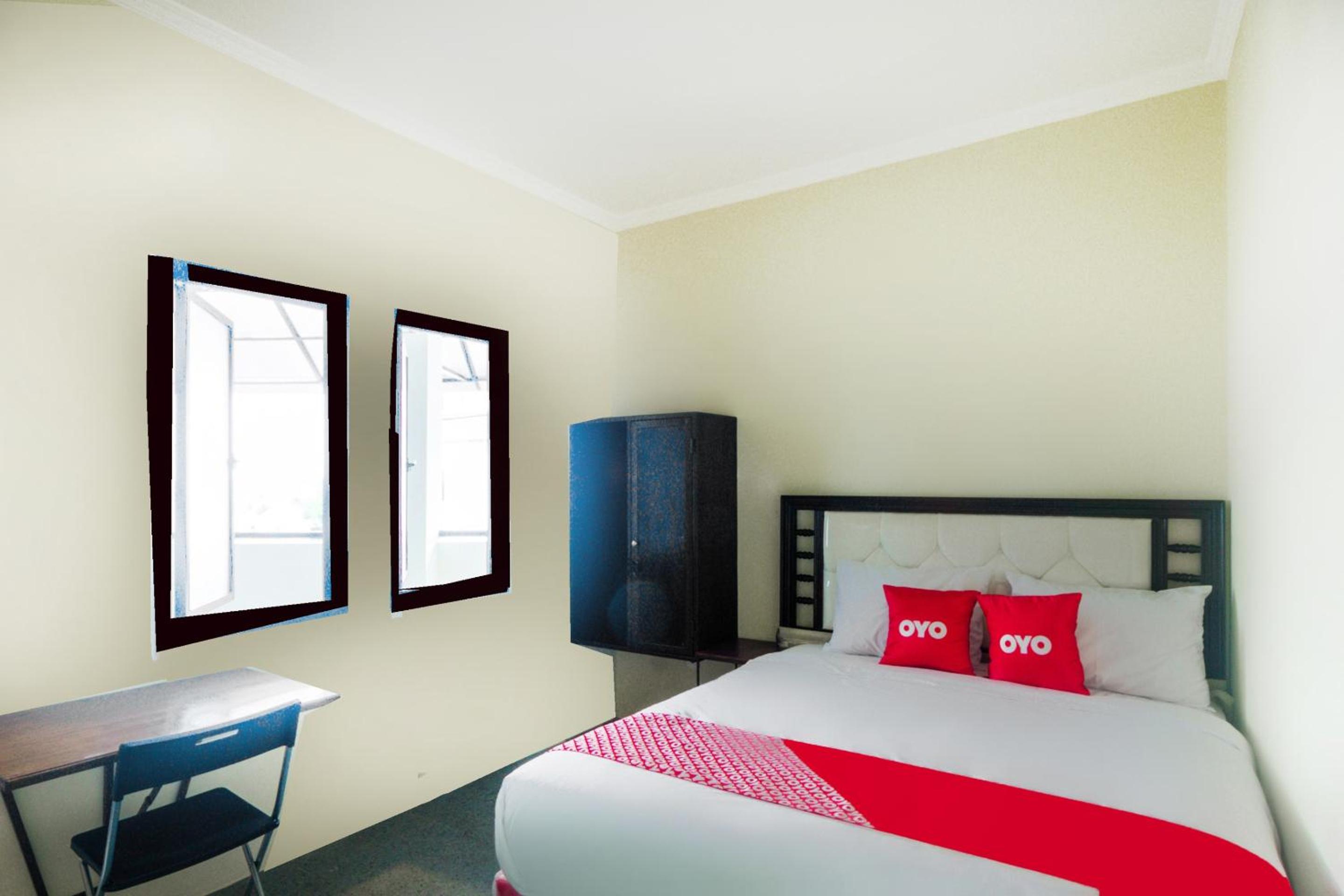 Deluxe Double Room - Photo 1