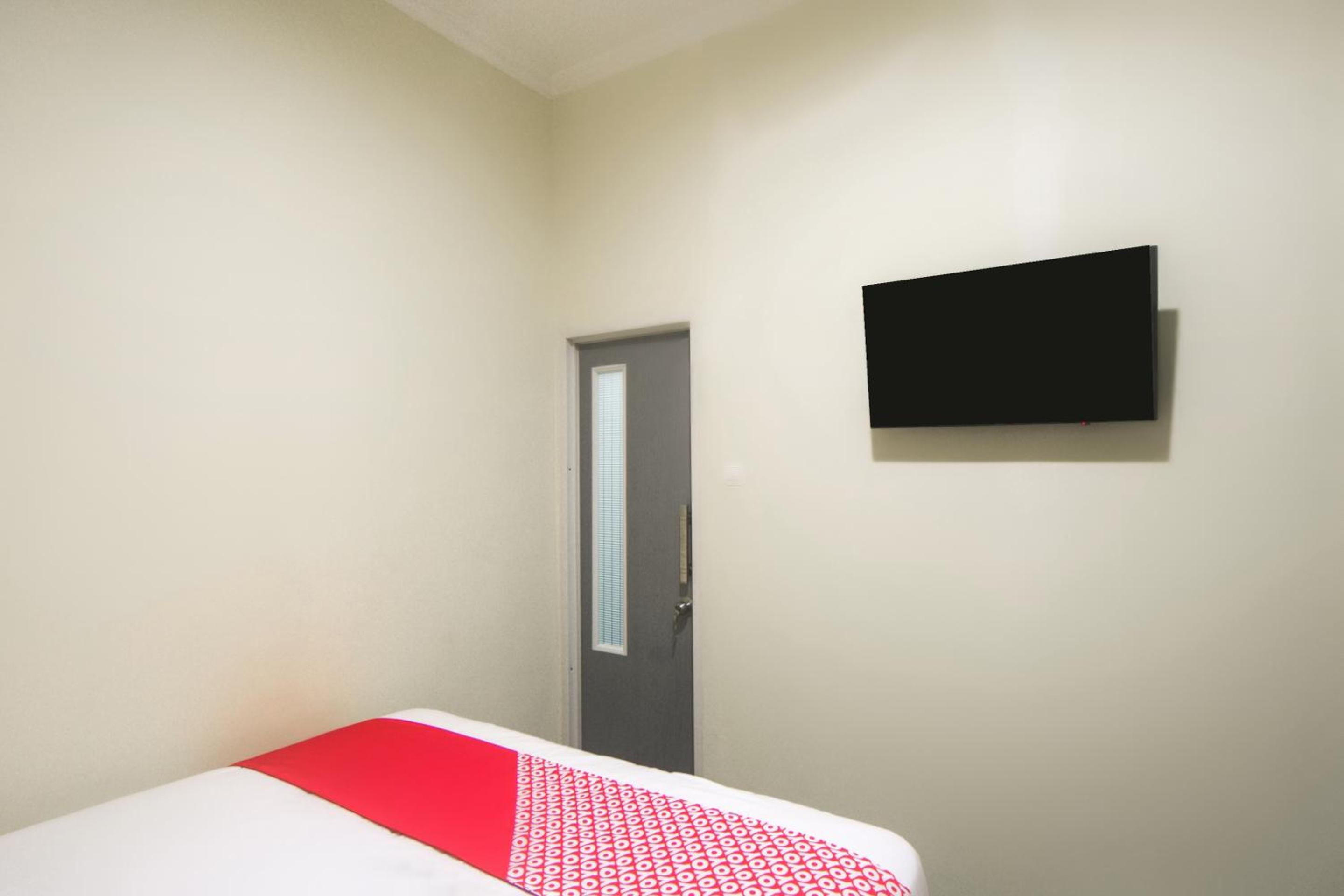 Deluxe Double Room - Photo 7