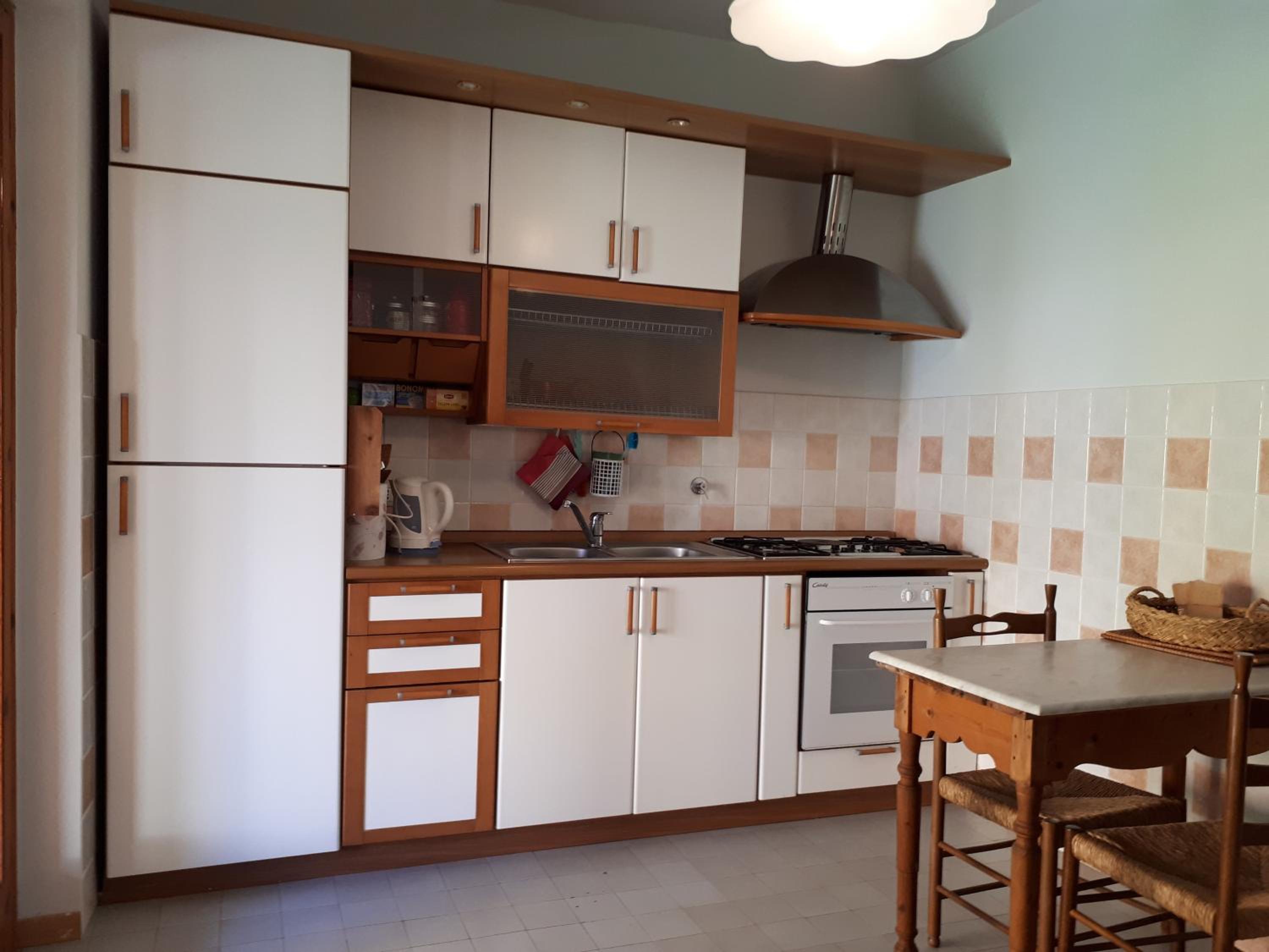 Two-Bedroom Apartment - Photo 23
