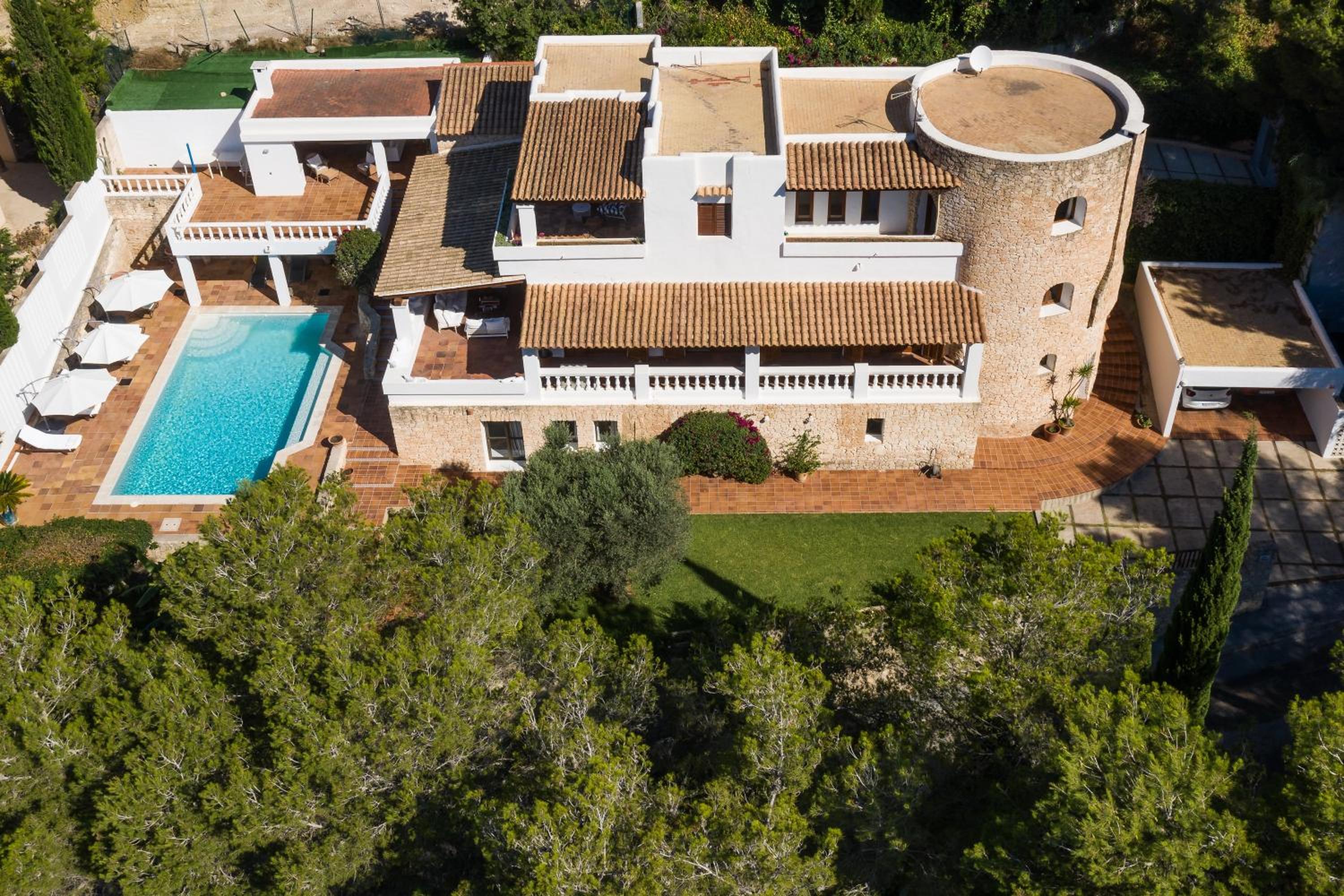 Vacation Home - Photo 2