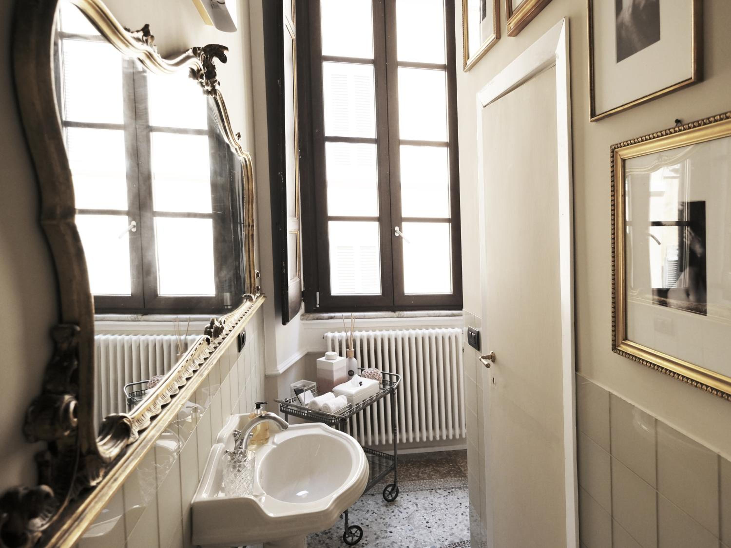 Executive Suite photo 3