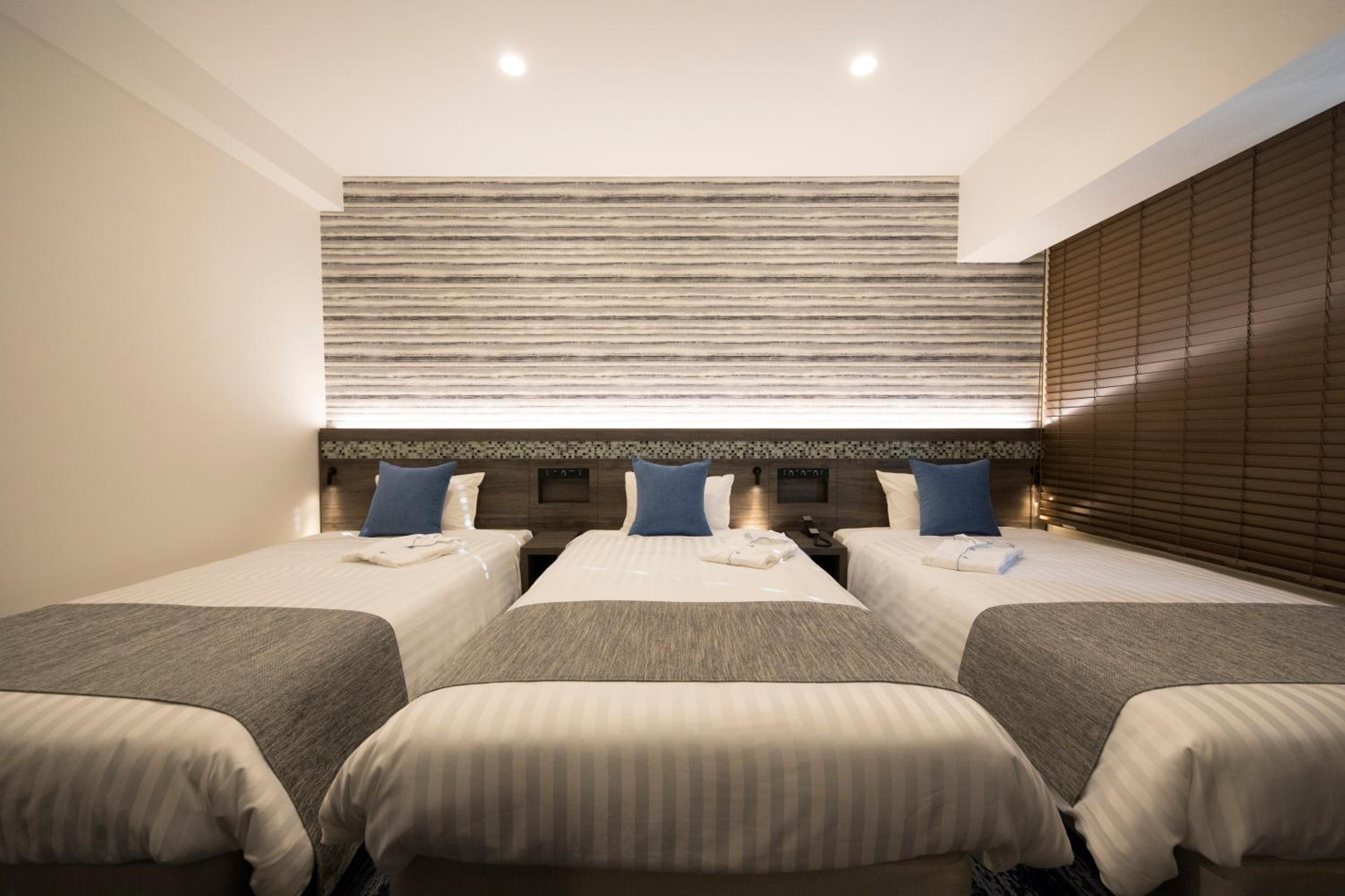 Standard Triple Room - Photo 1