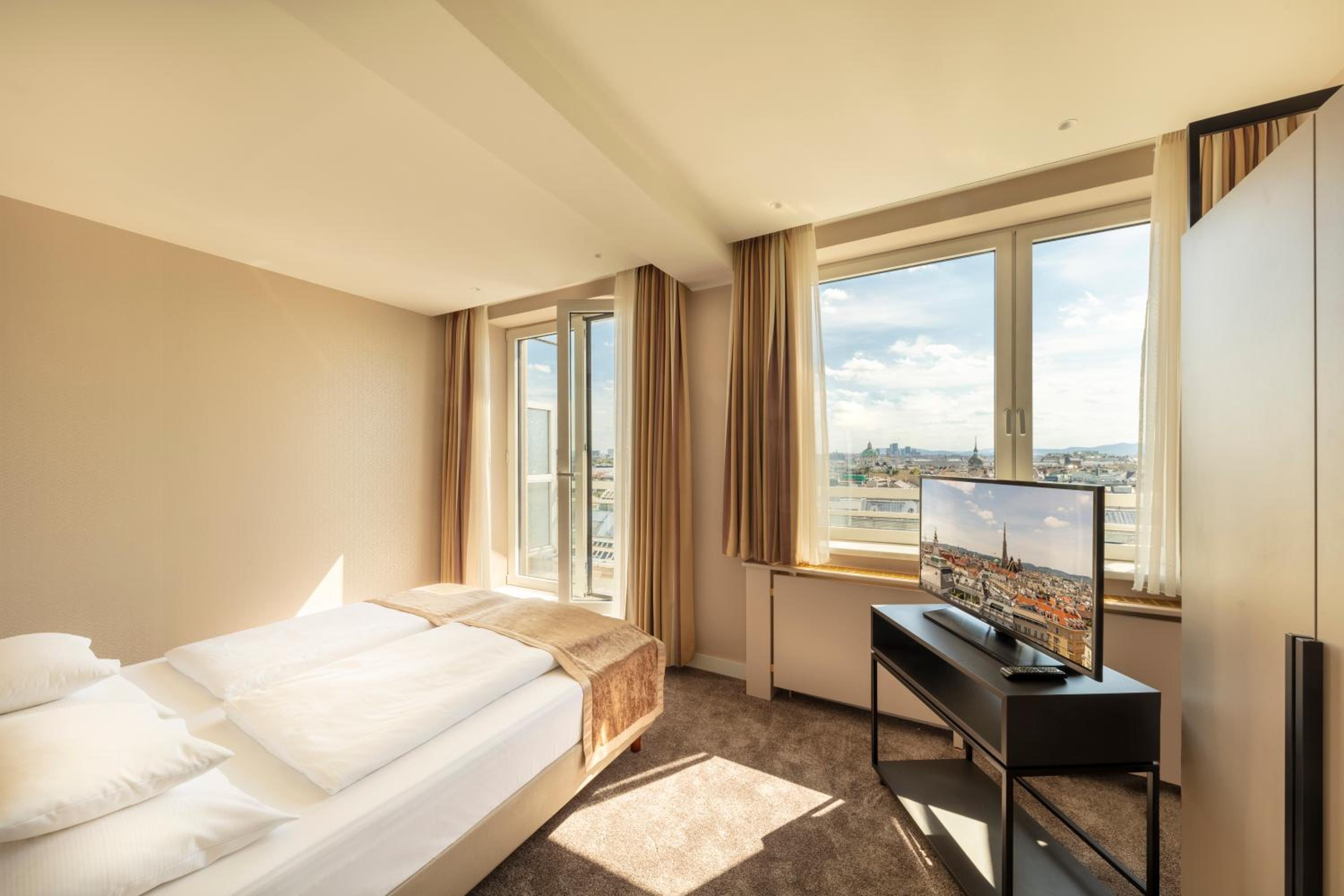 Suite photo 1