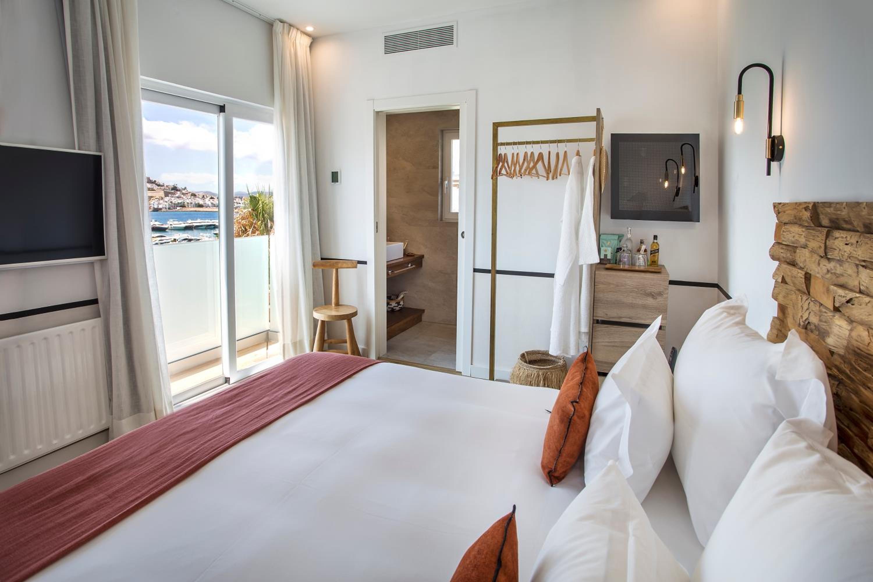 Habitación Doble con Balcón y Vista al Mar