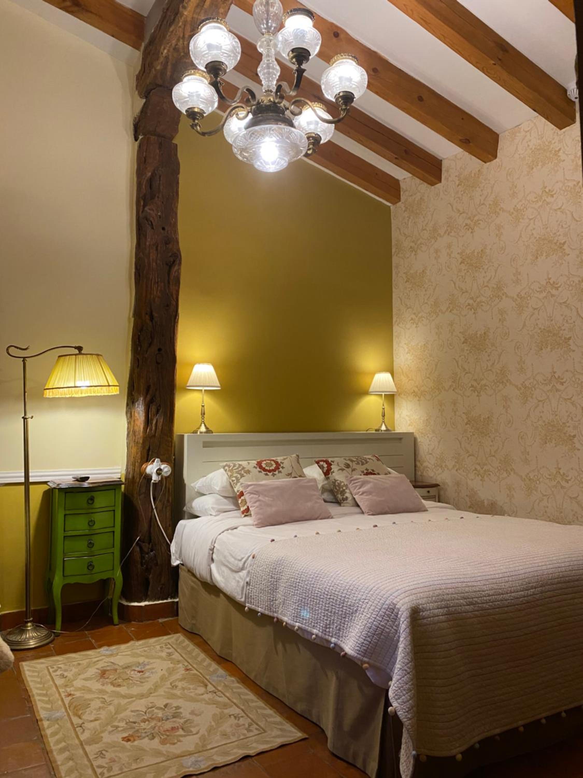 Basic Triple Room photo 2
