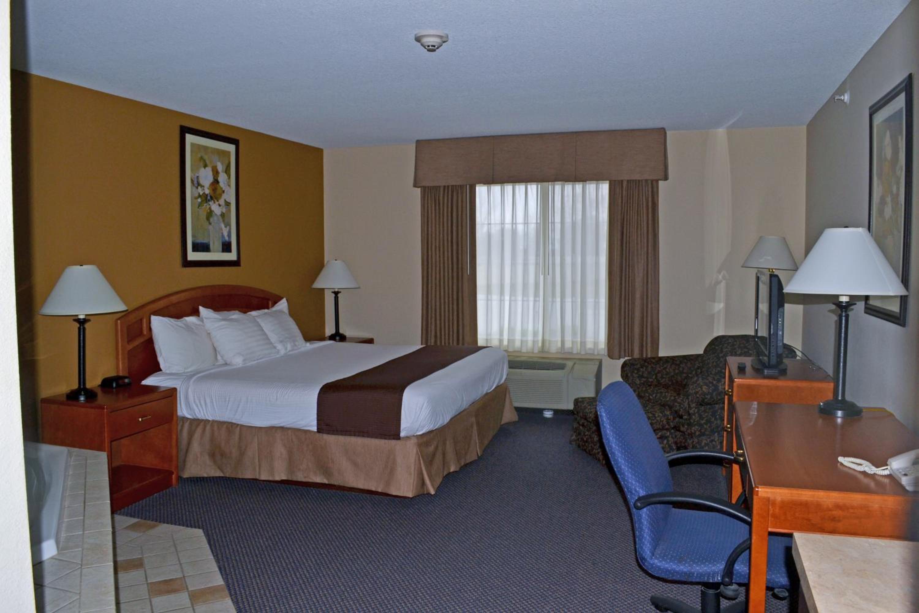 King Suite with Spa Bath