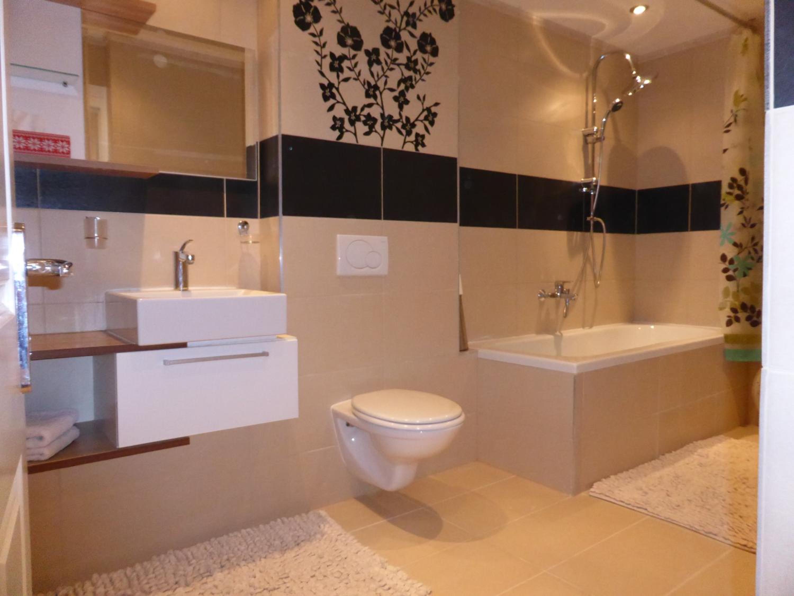 One-Bedroom Apartment - Photo 28